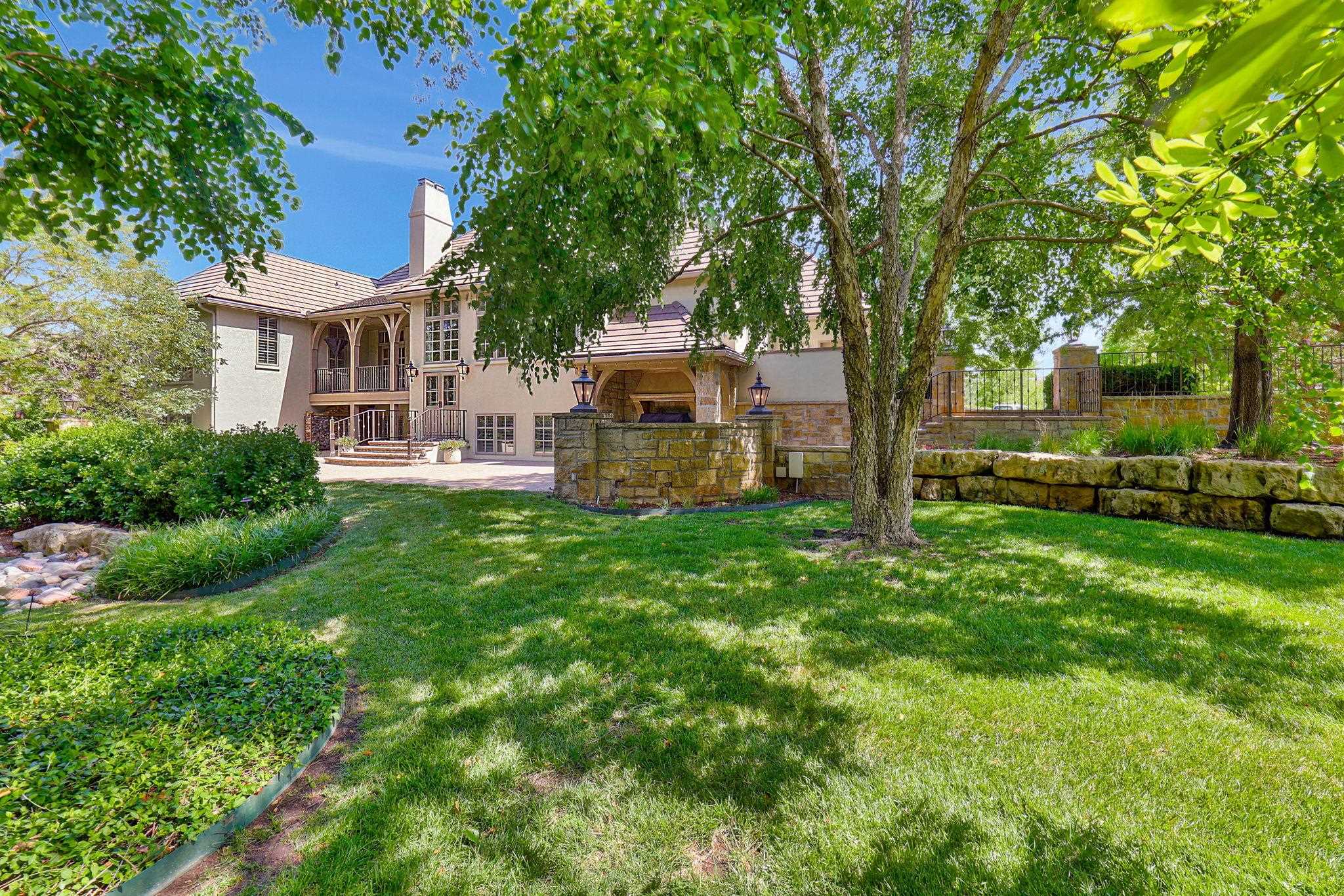 320 E Flint Hills National Ct Property Photo 35