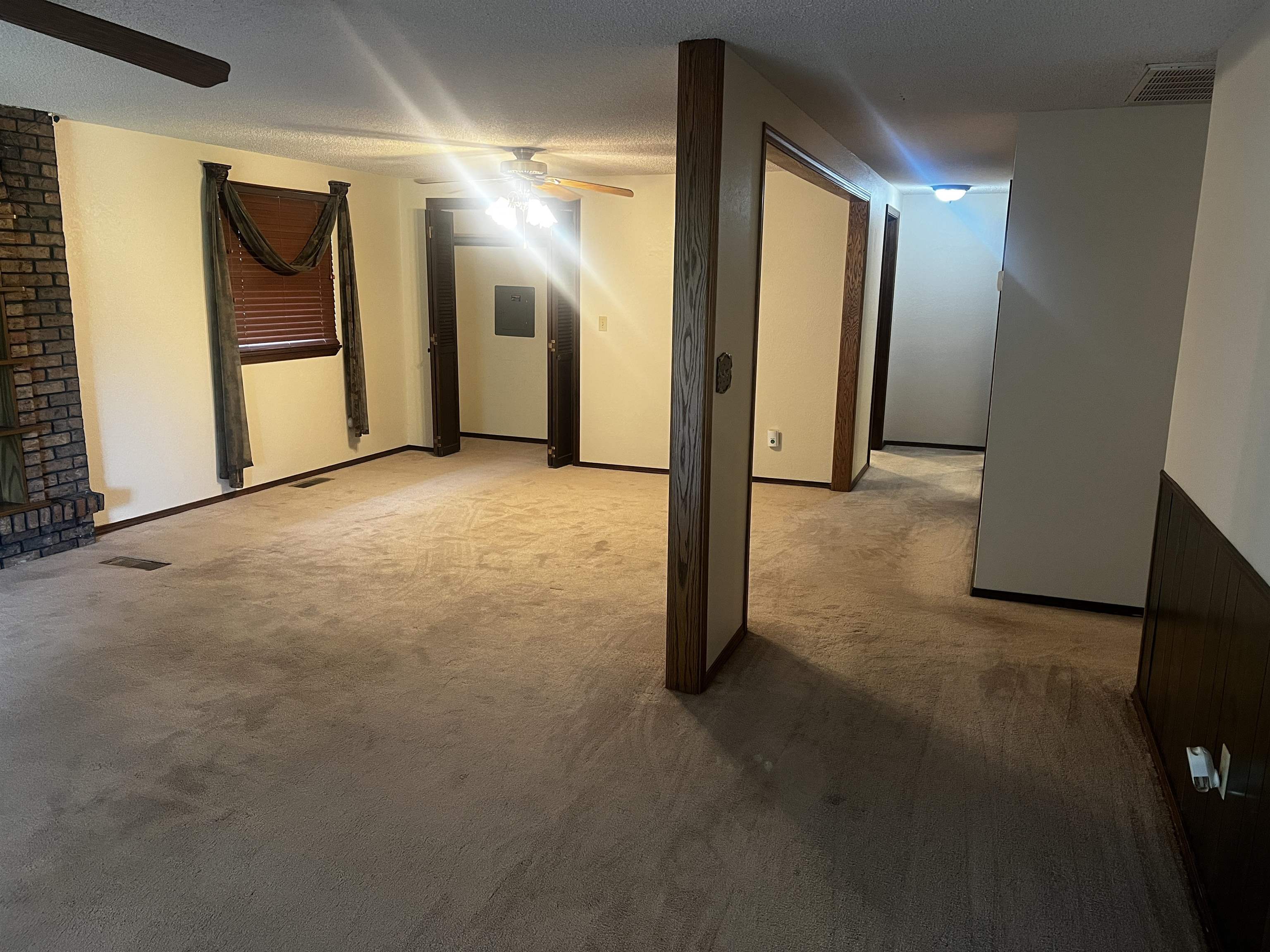1605 Mullins Way Property Photo 14