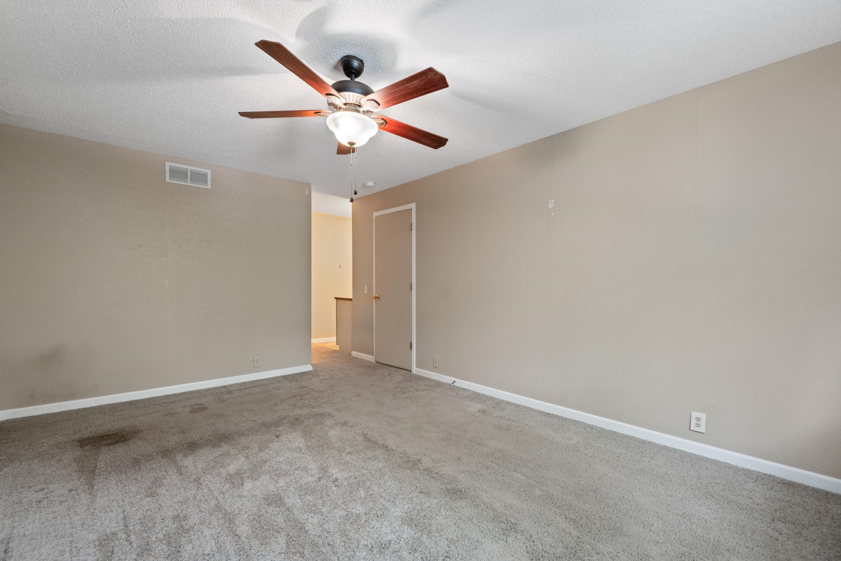 519 Renee Dr Property Photo 16