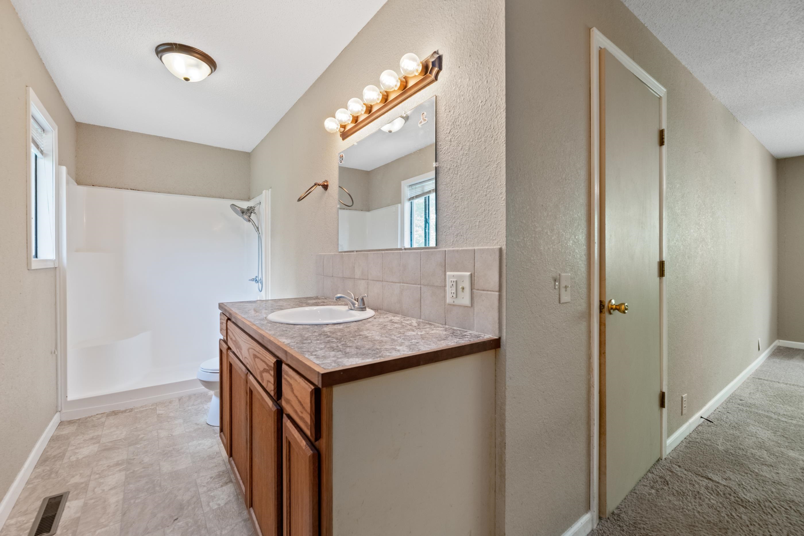 519 Renee Dr Property Photo 17