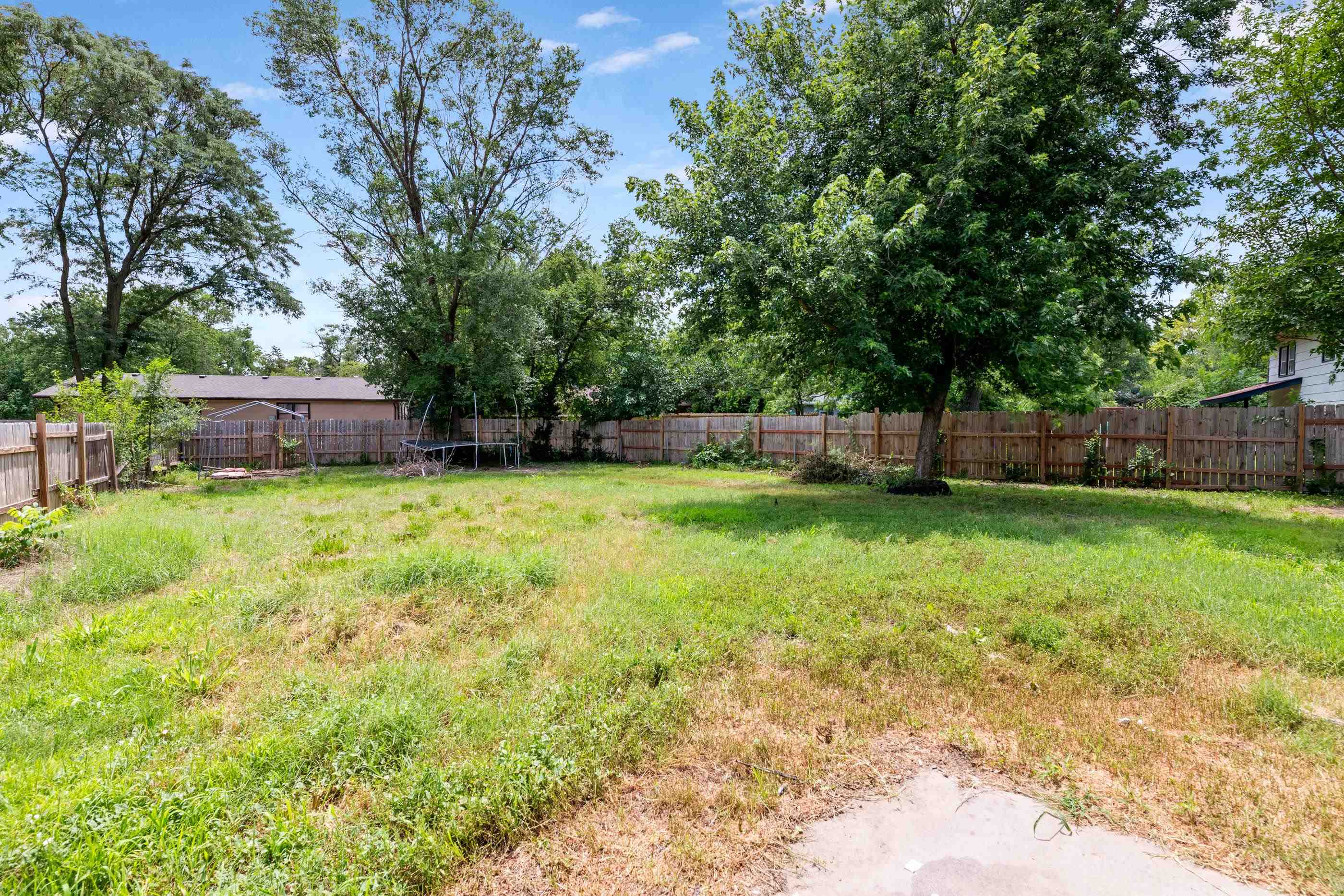 519 Renee Dr Property Photo 23