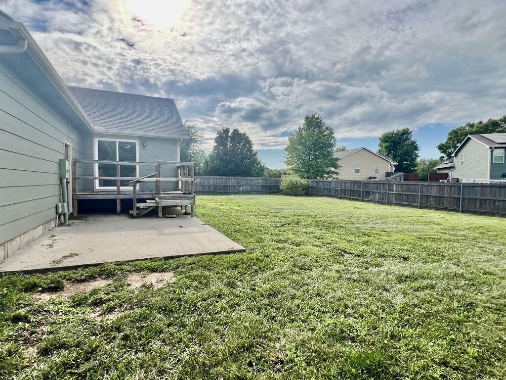 2106 E Summerset St Property Photo 31