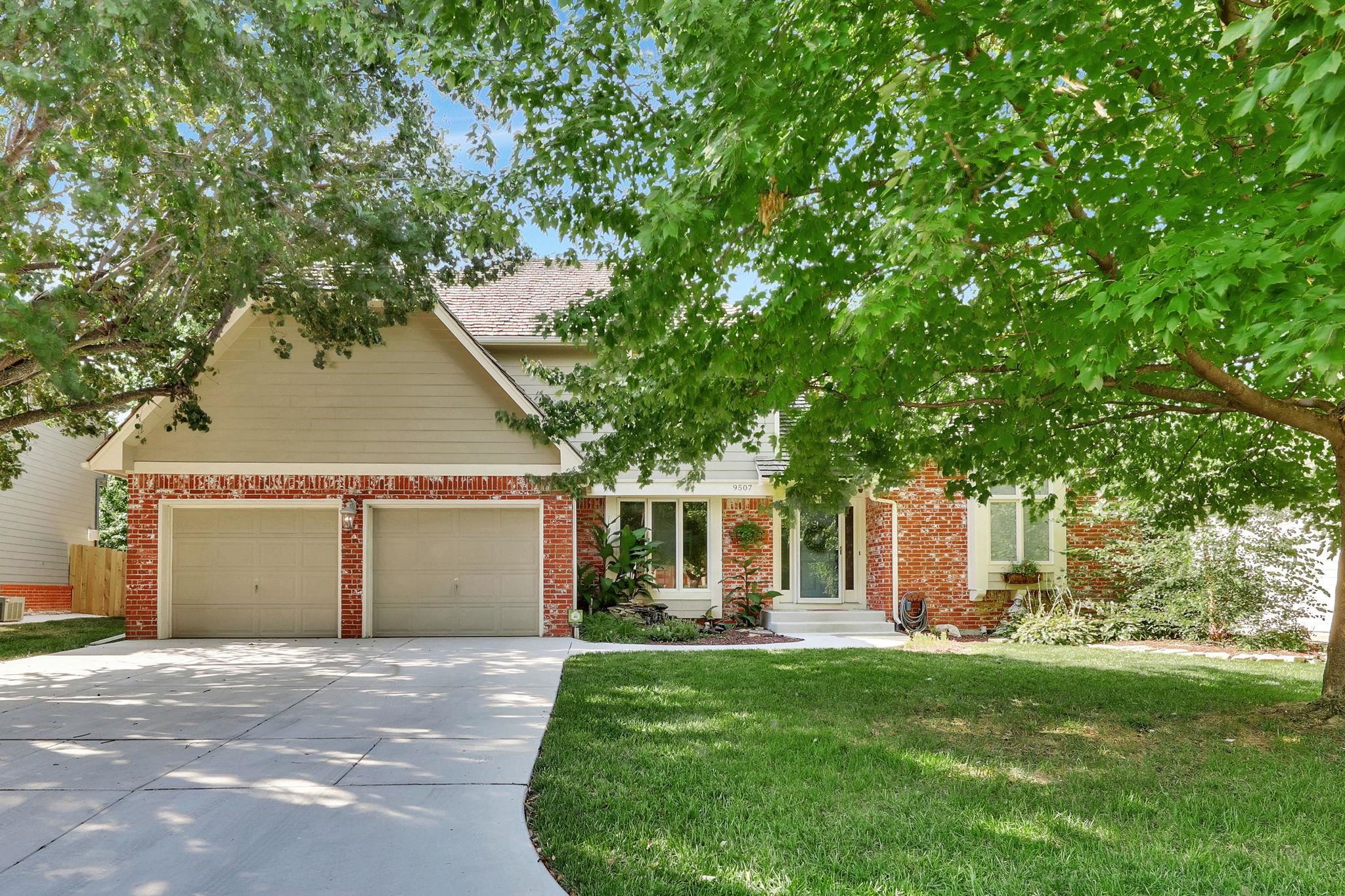 9507 E Shannon Way Cir Property Photo 1
