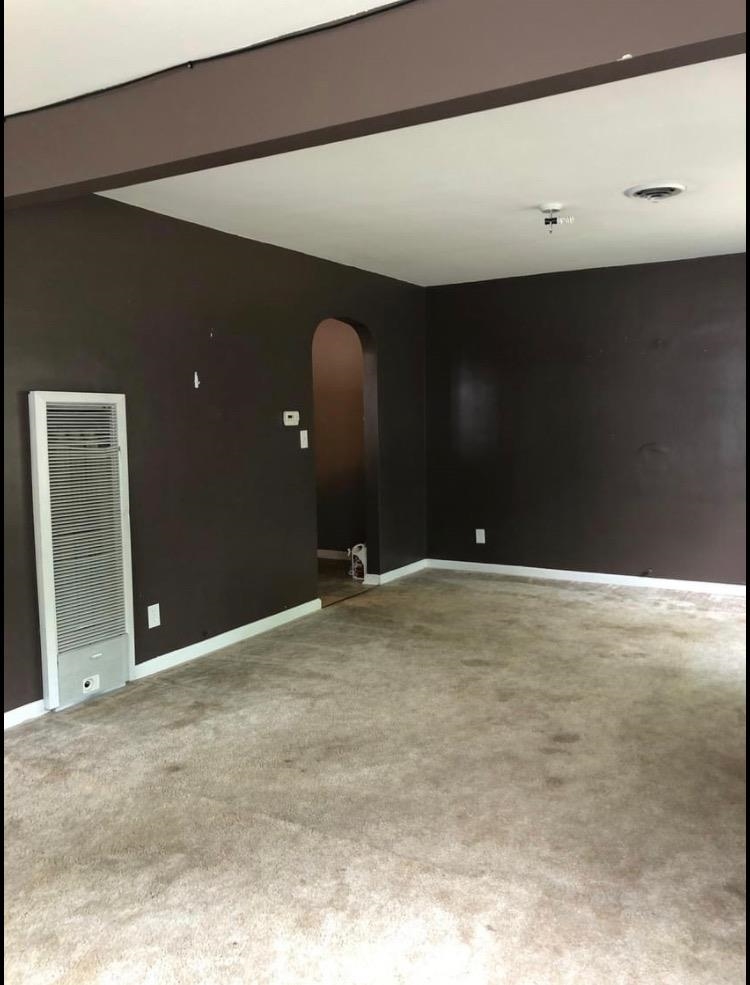 429 E B Ave Property Photo 2
