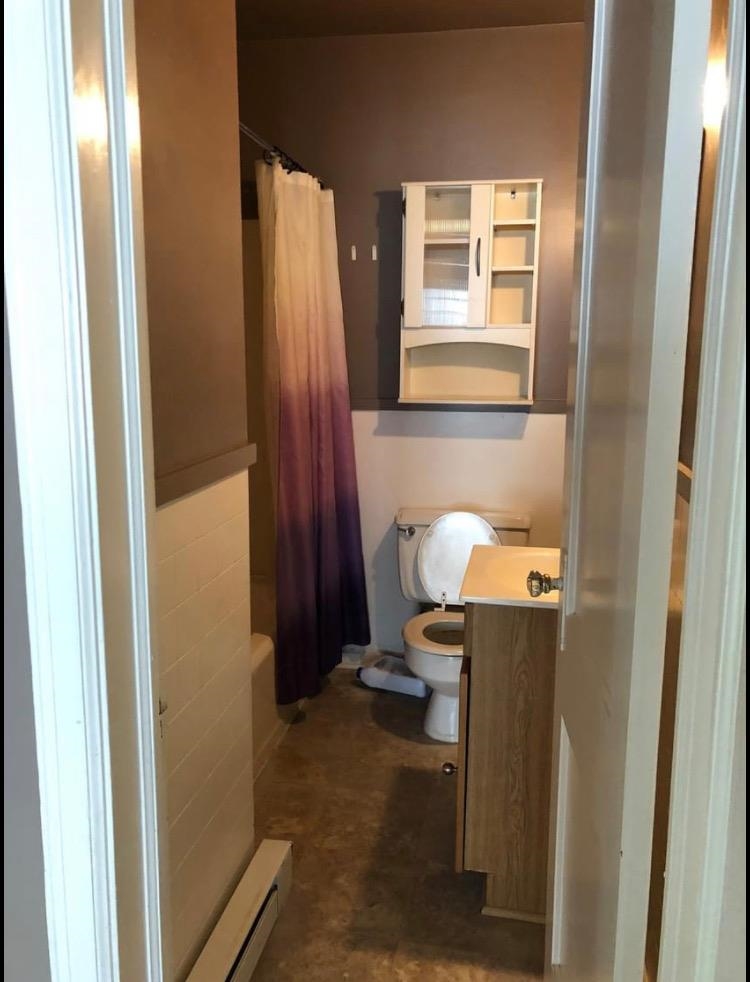 429 E B Ave Property Photo 5