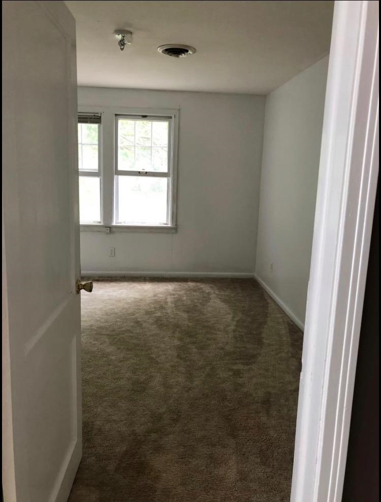 429 E B Ave Property Photo 6