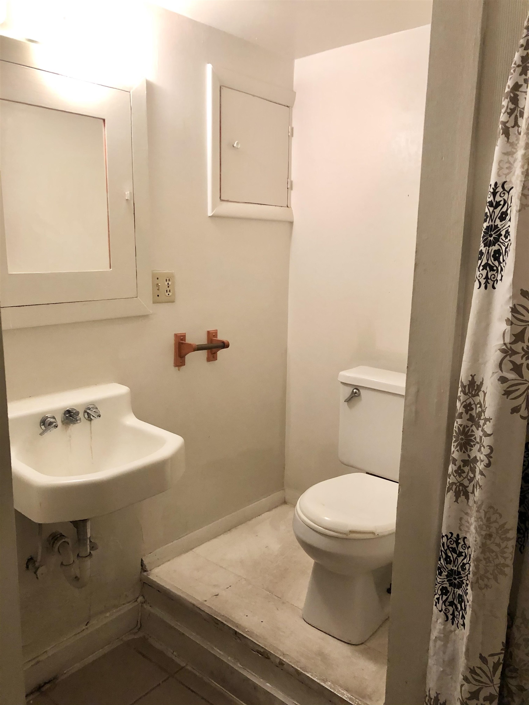 429 E B Ave Property Photo 21