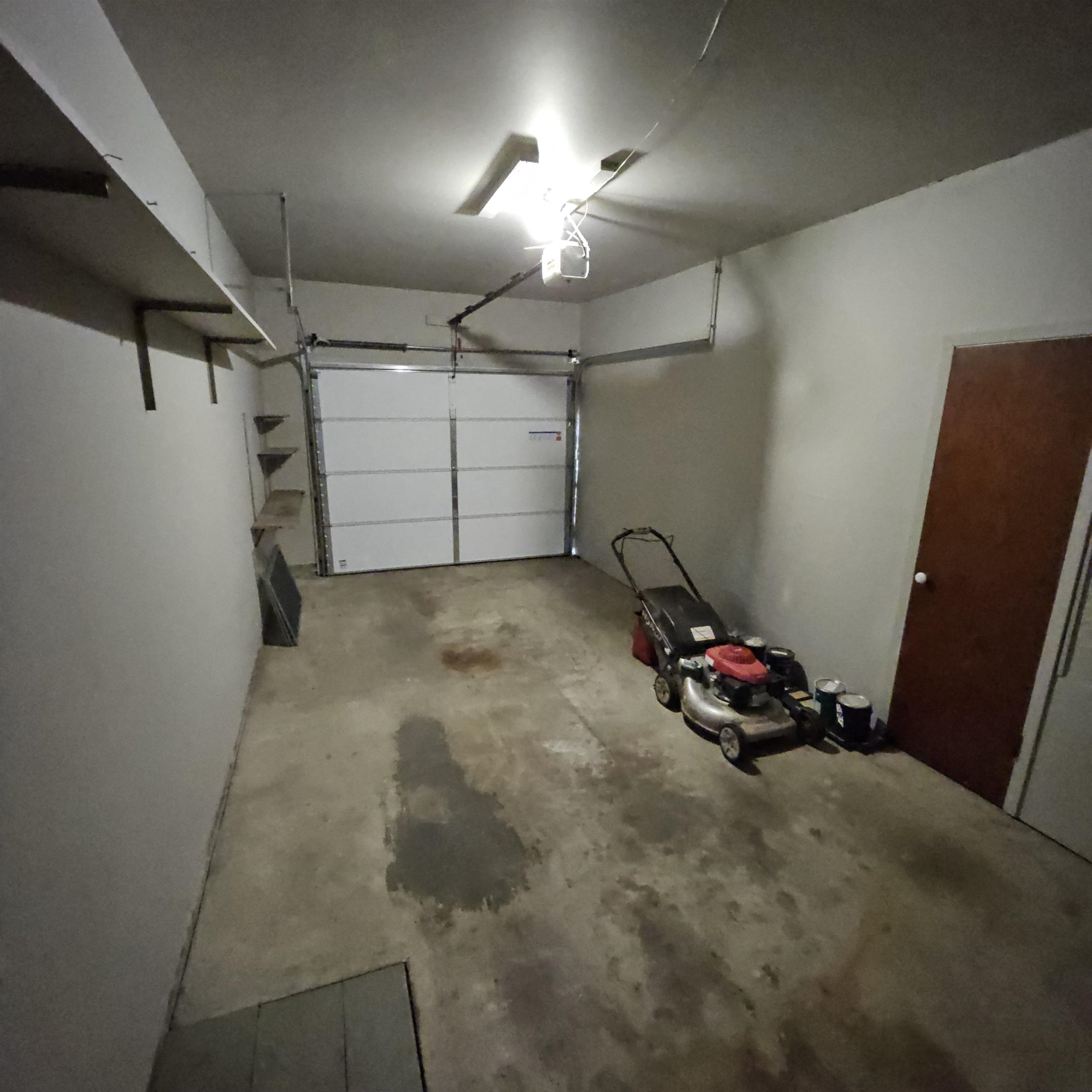 215 N Main St Property Photo 22