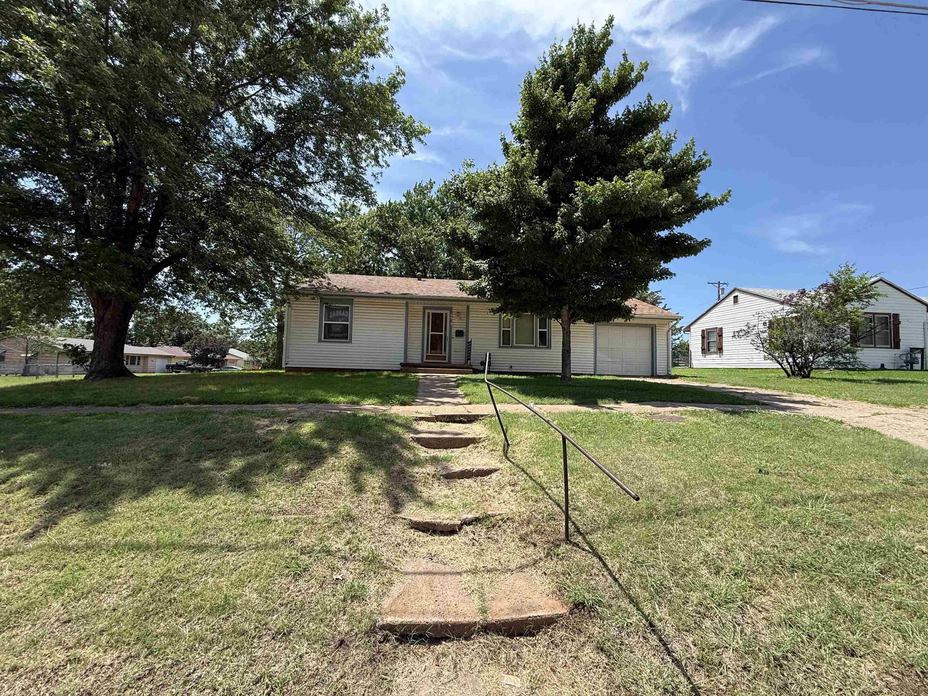 1101 N Chariton St Property Photo 9
