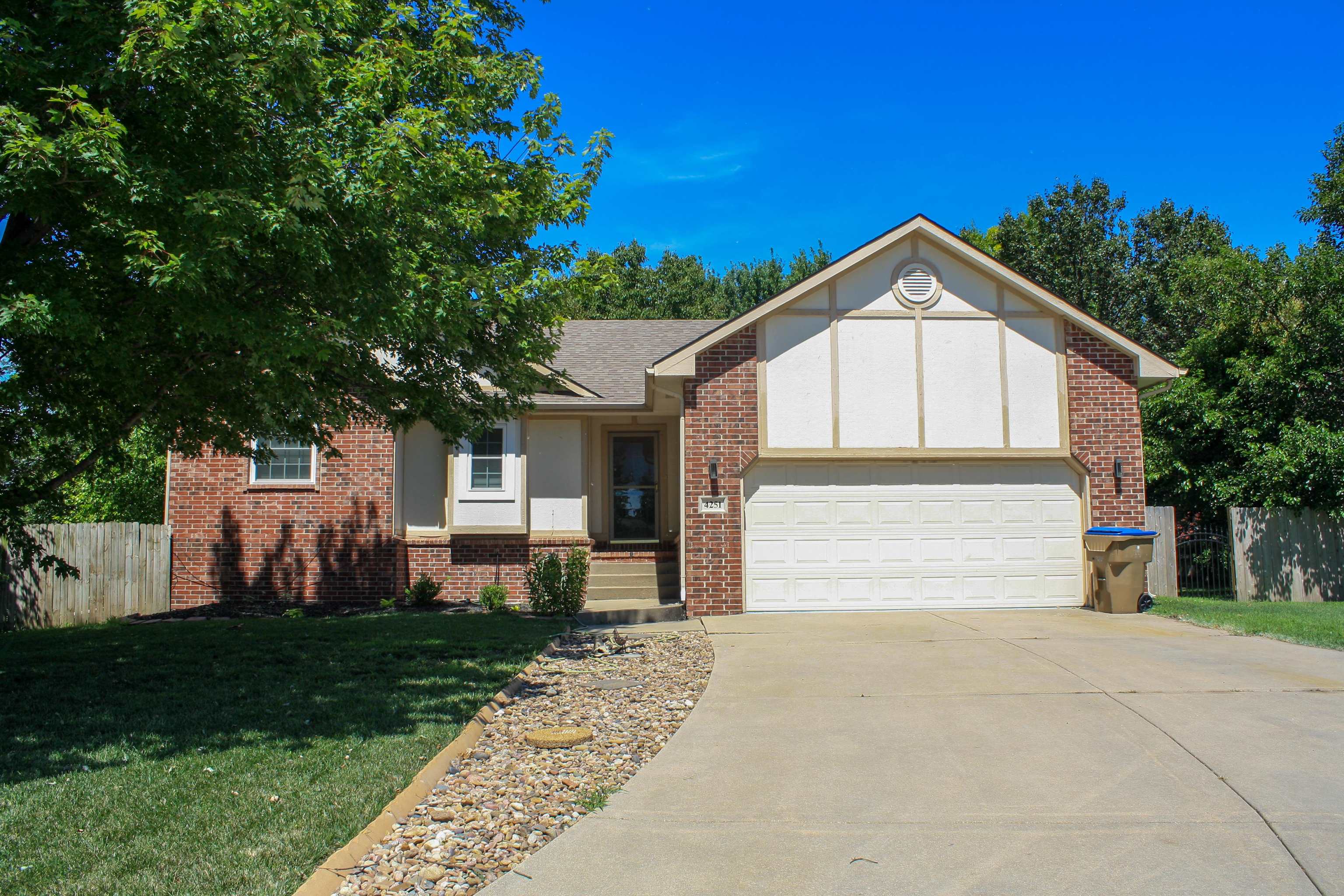 4251 N Rushwood Ct Property Photo 1