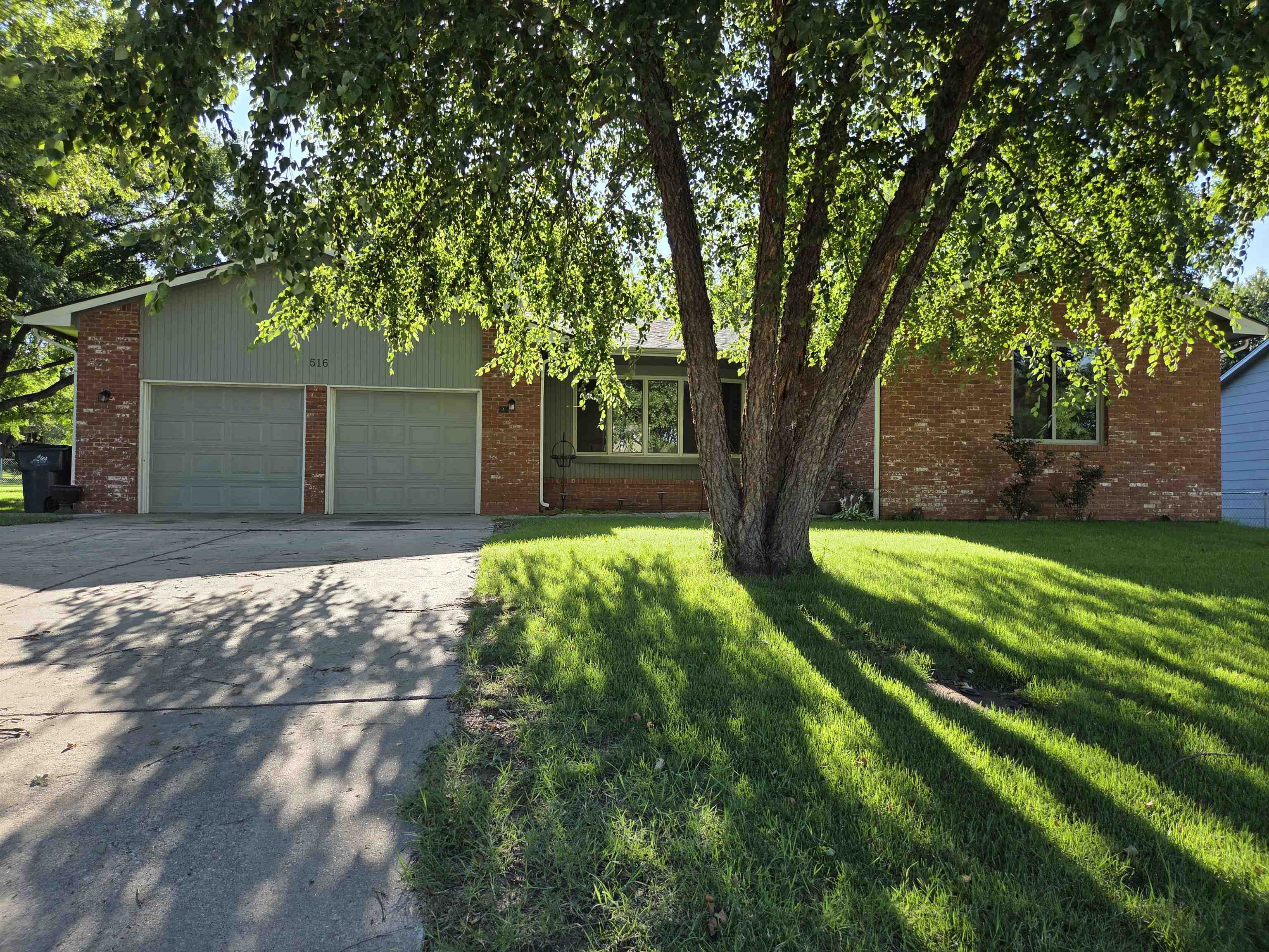 516 Moy Ln Property Photo