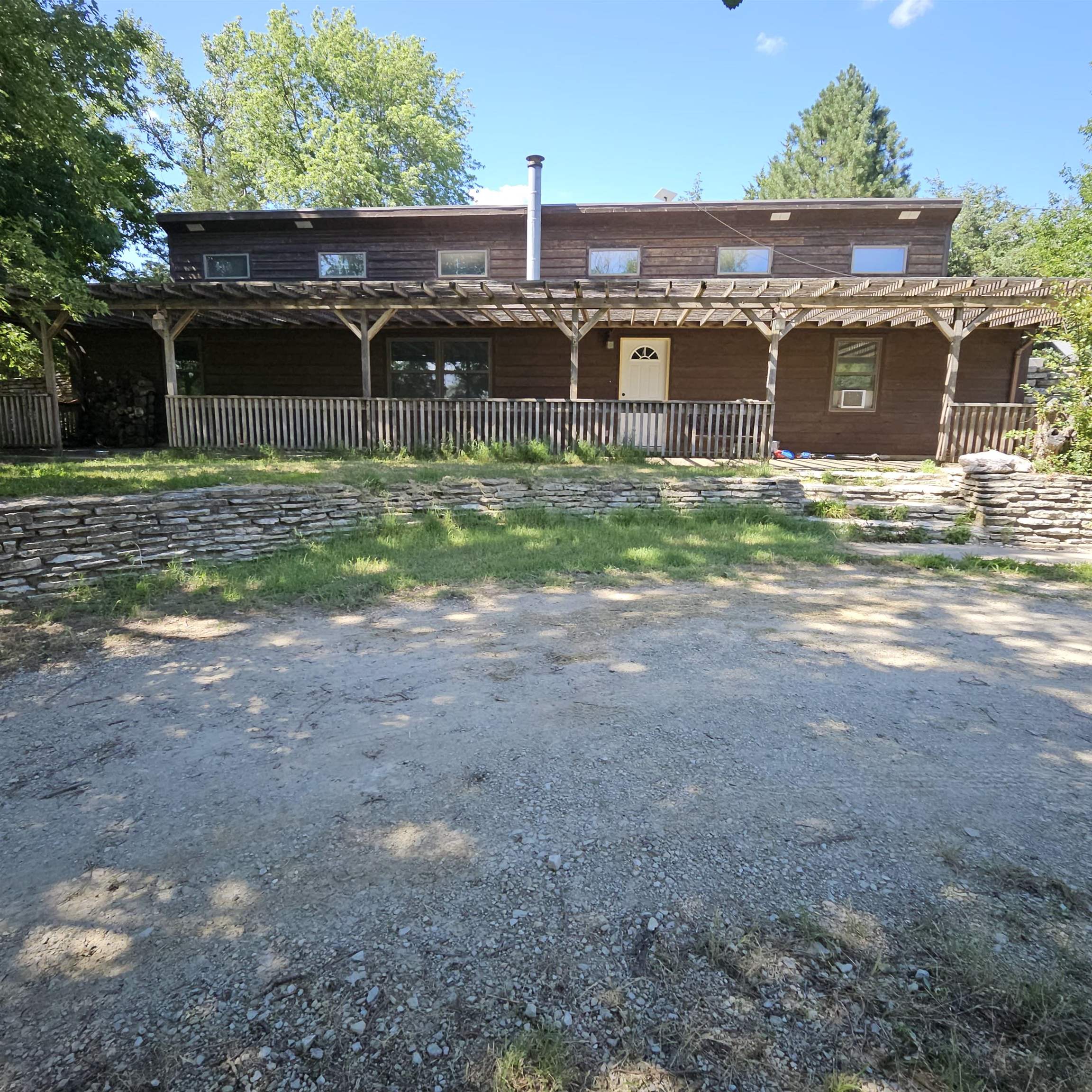 516 2225 Ln Property Photo 1