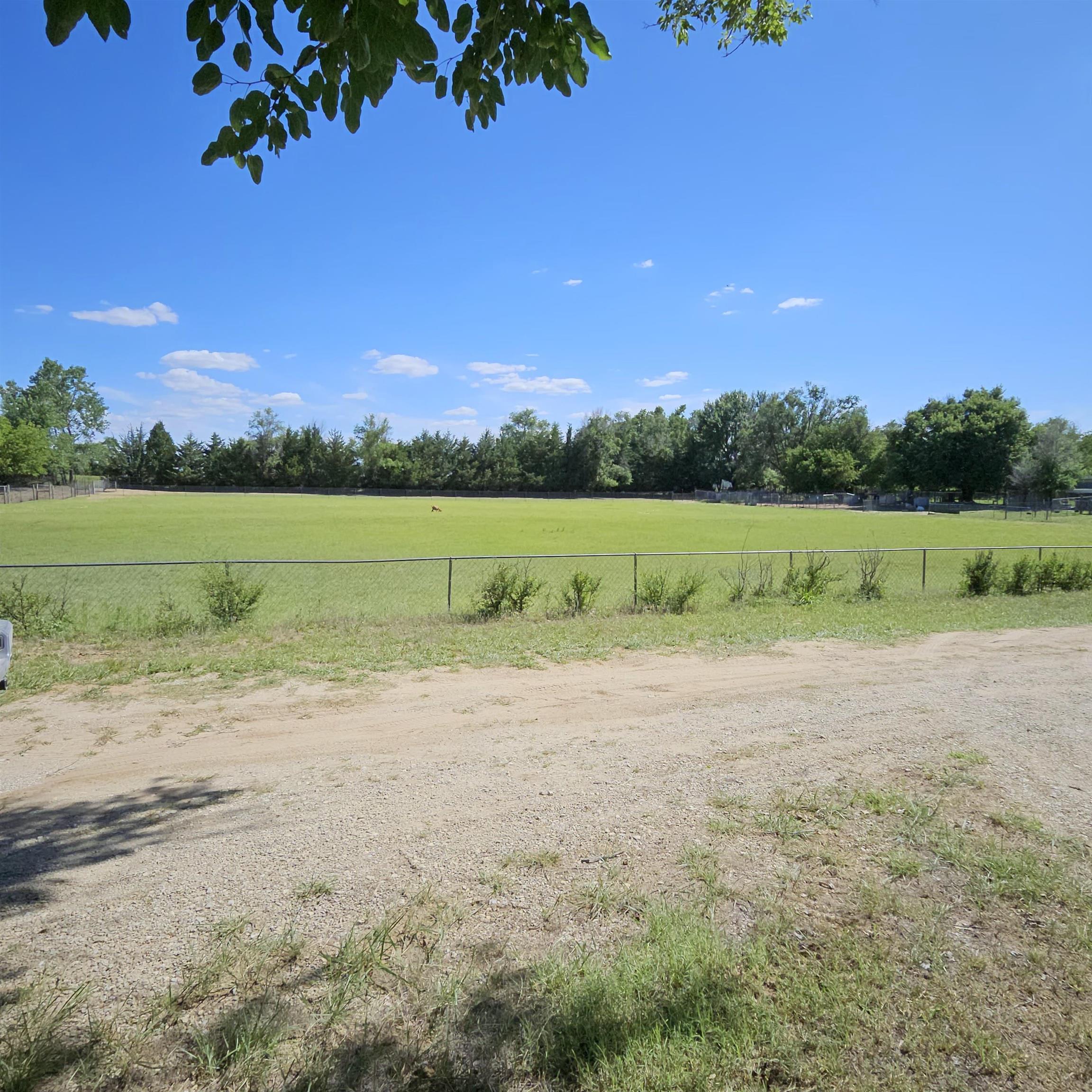 516 2225 Ln Property Photo 20