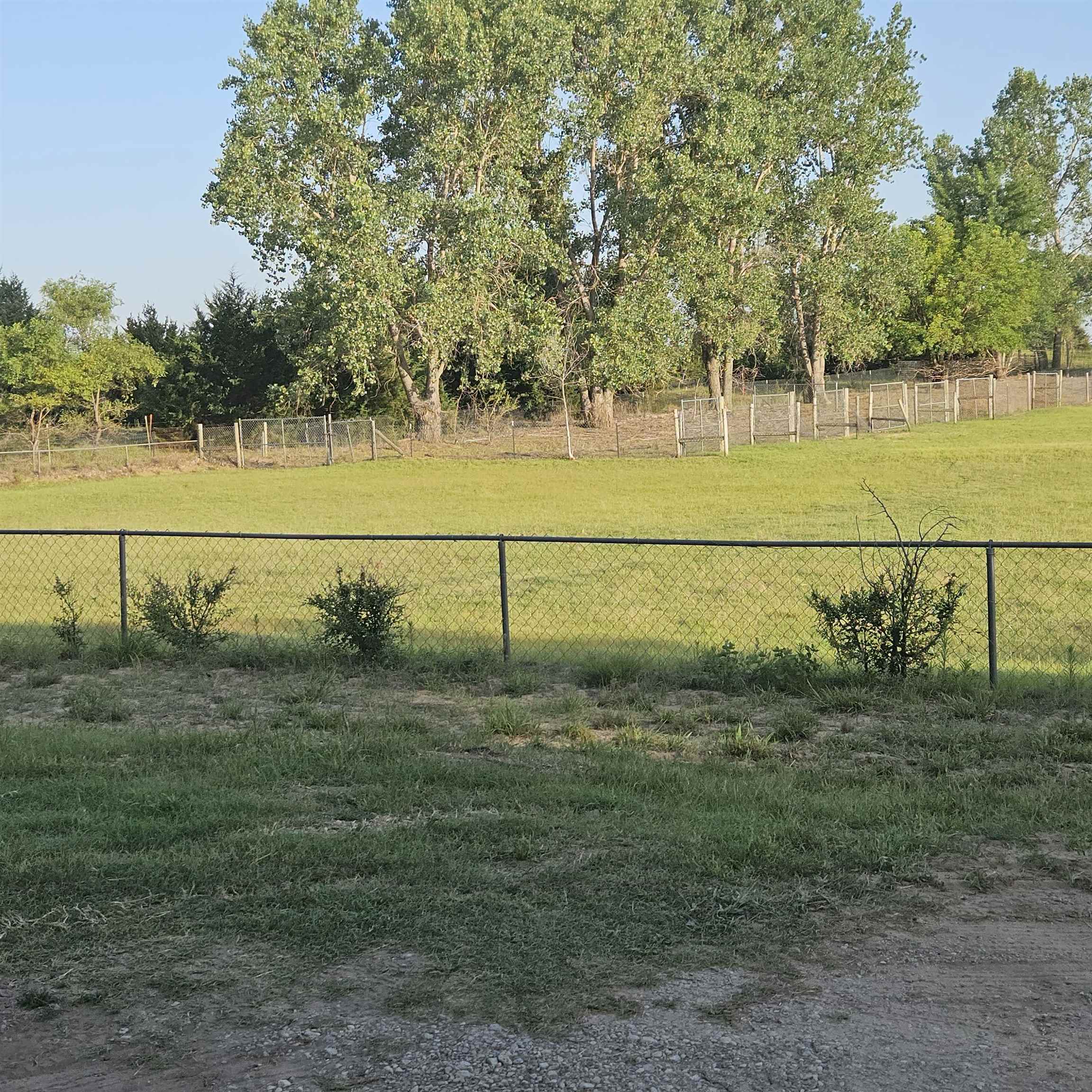 516 2225 Ln Property Photo 24