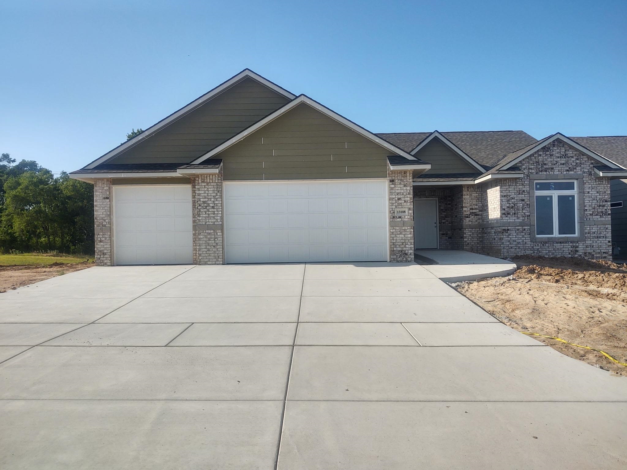 13108 W Jewell St Property Photo 1