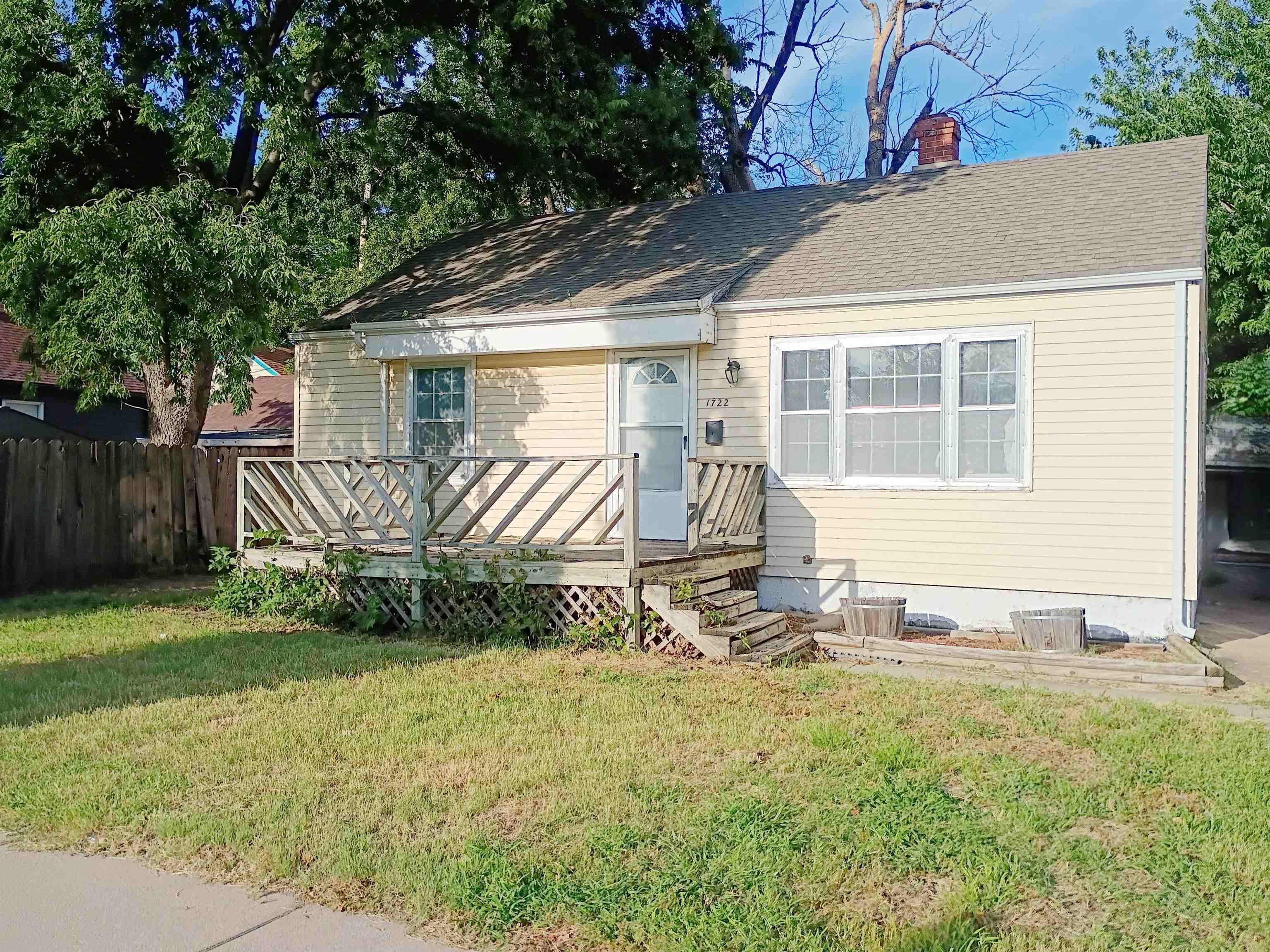 1722 N Monroe St Property Photo 1