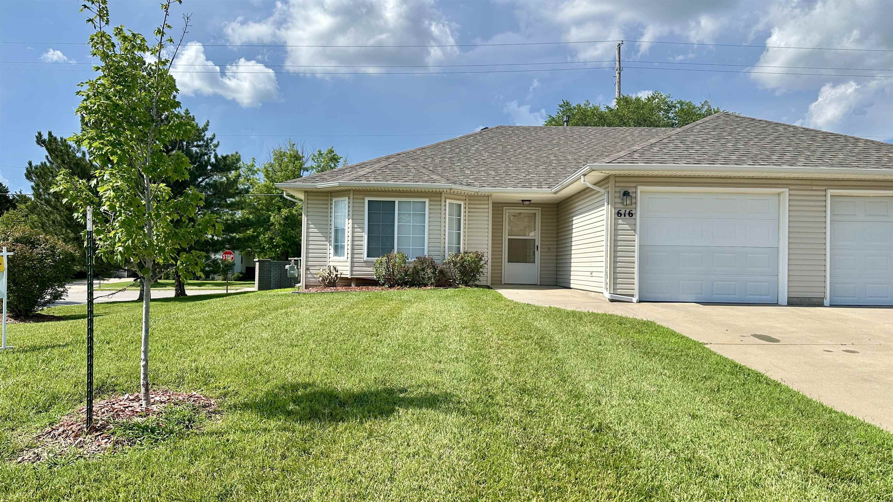 616 Autumn Ridge Ct Property Photo 1