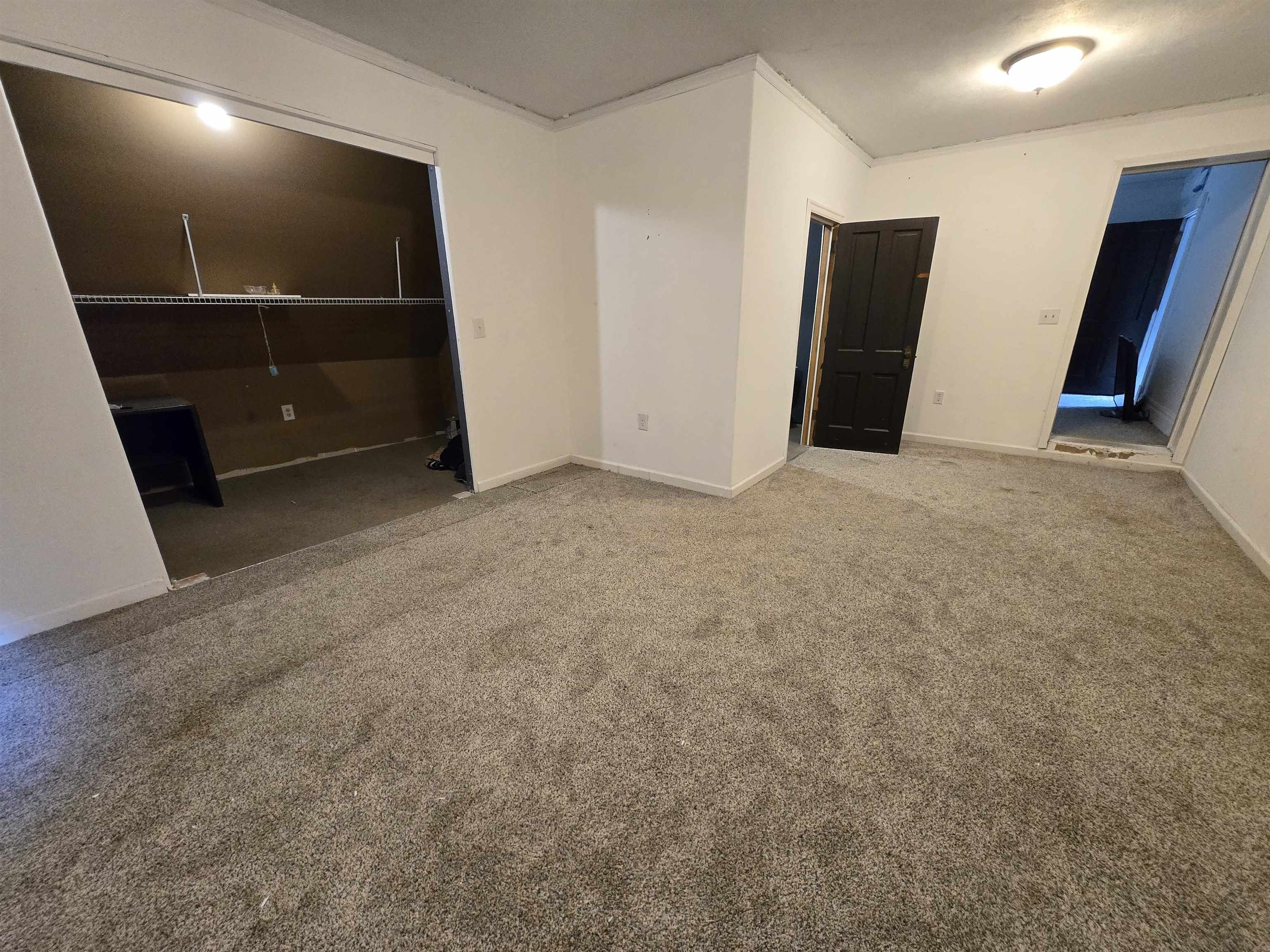 325 N Lincoln St Property Photo 17