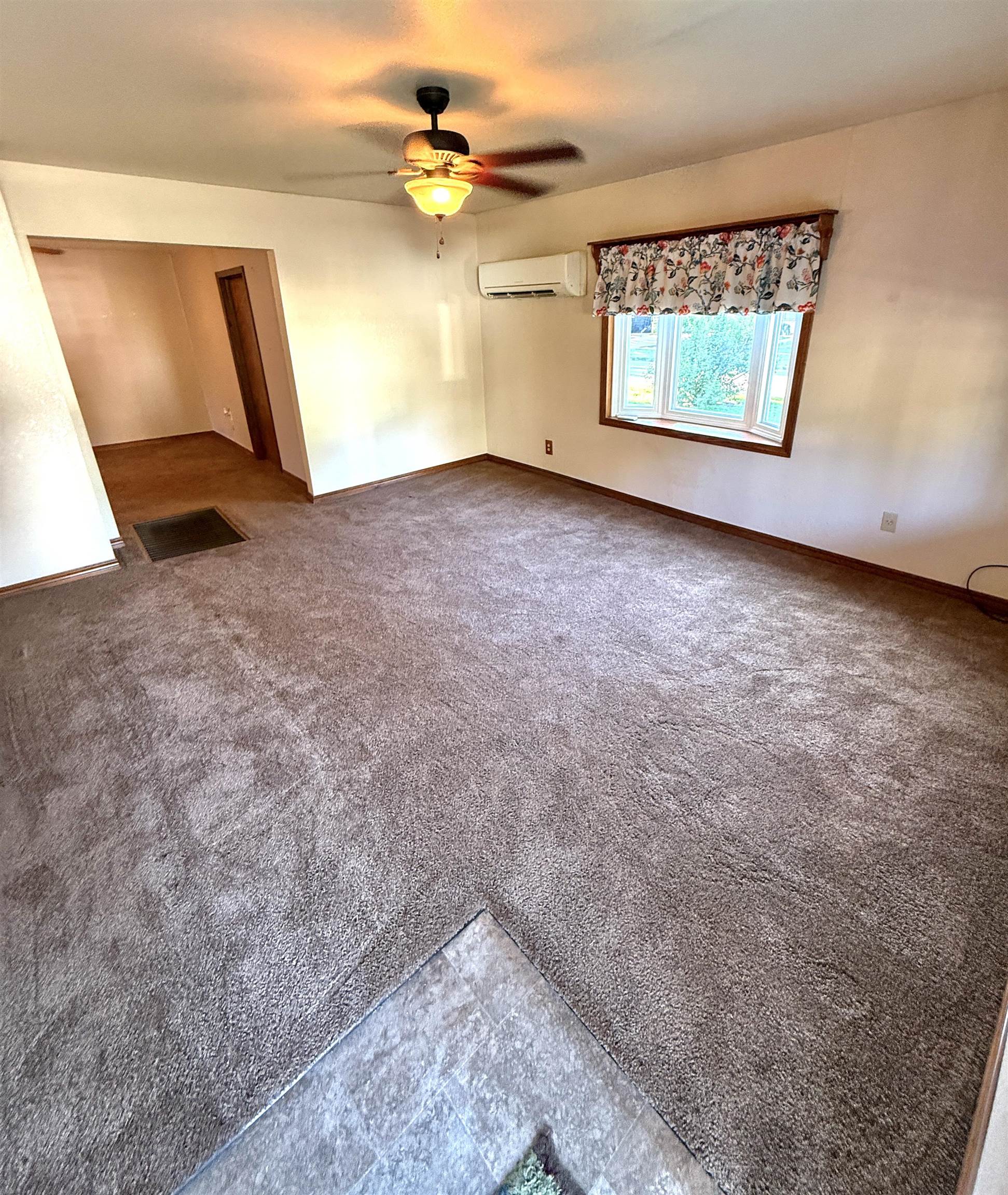 904 Ash Property Photo 5