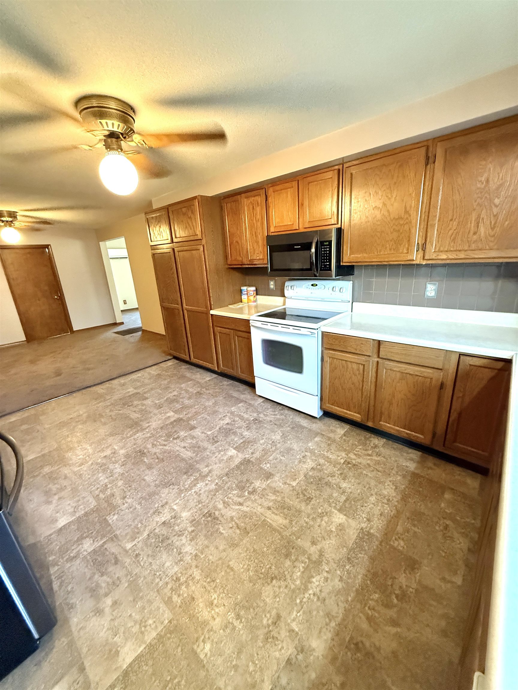 904 Ash Property Photo 13