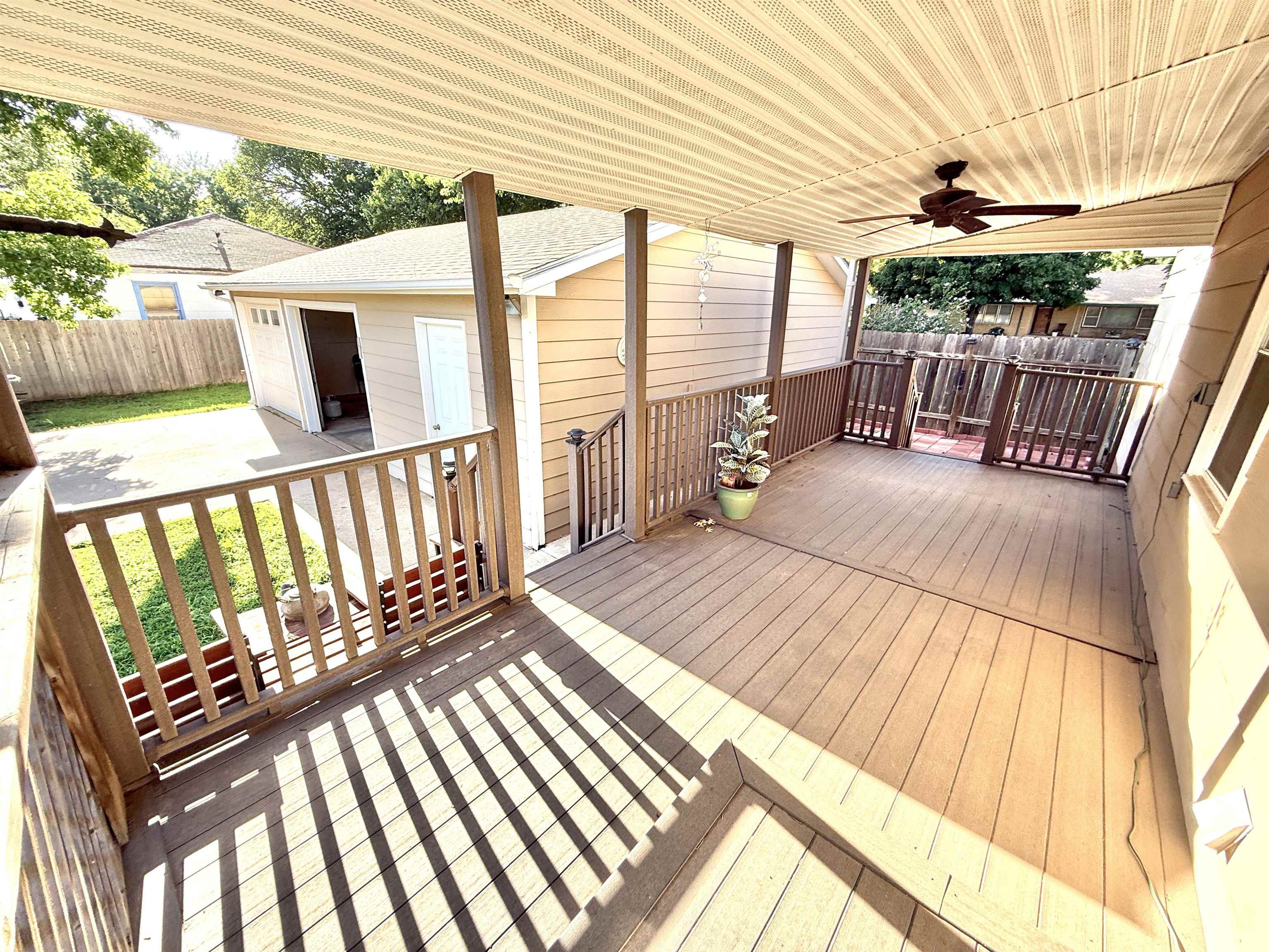 904 Ash Property Photo 26
