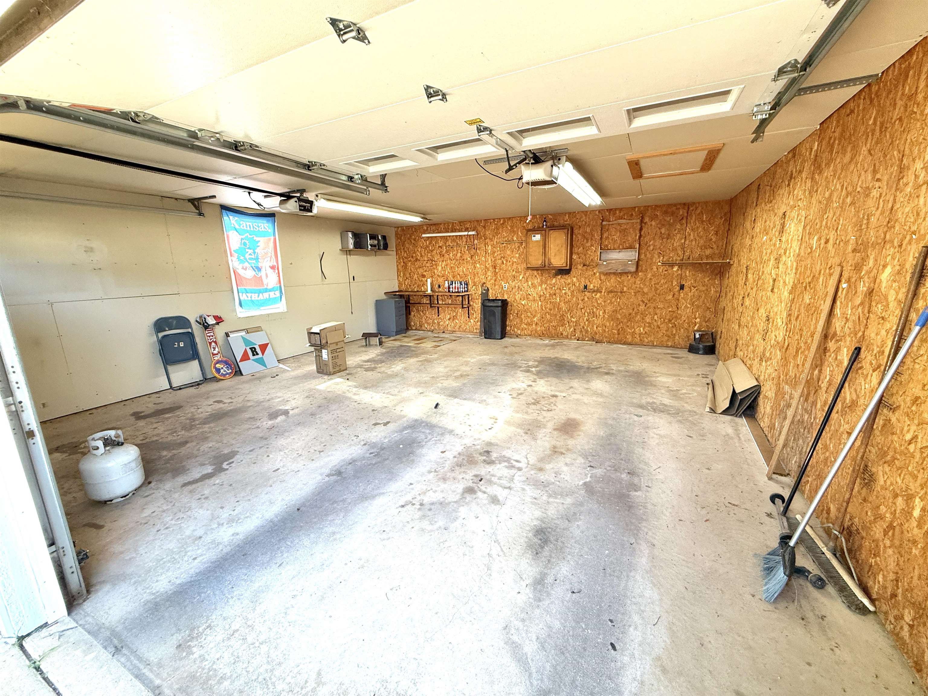 904 Ash Property Photo 28
