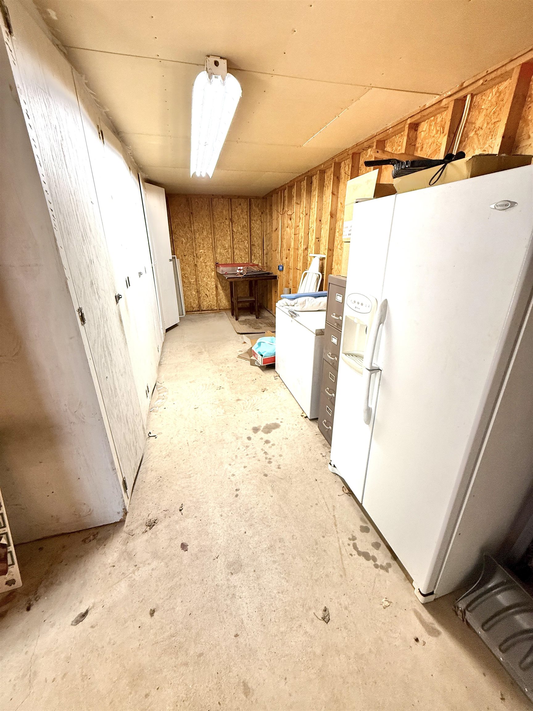 904 Ash Property Photo 29