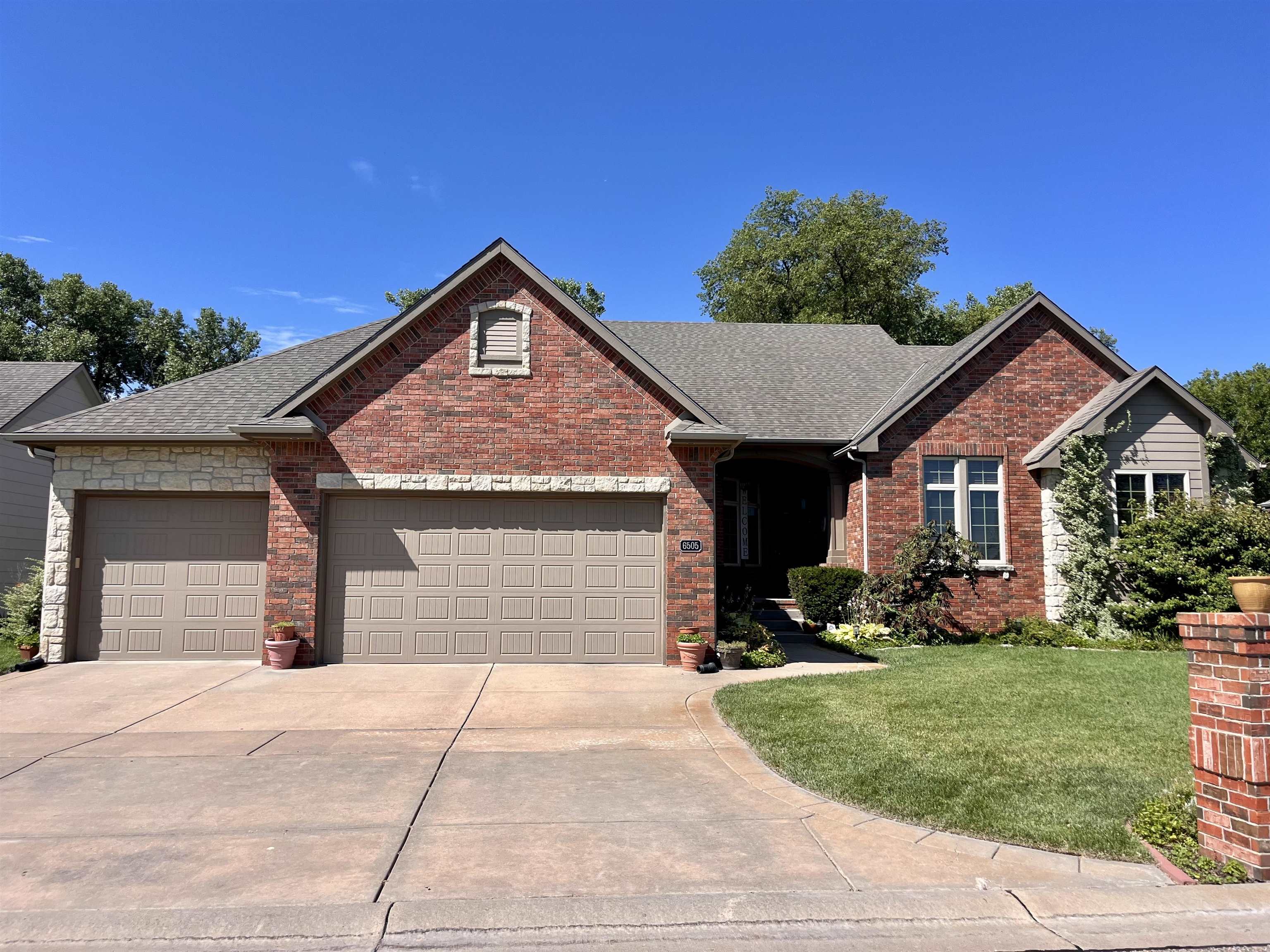 6505 S Cedardale Property Photo