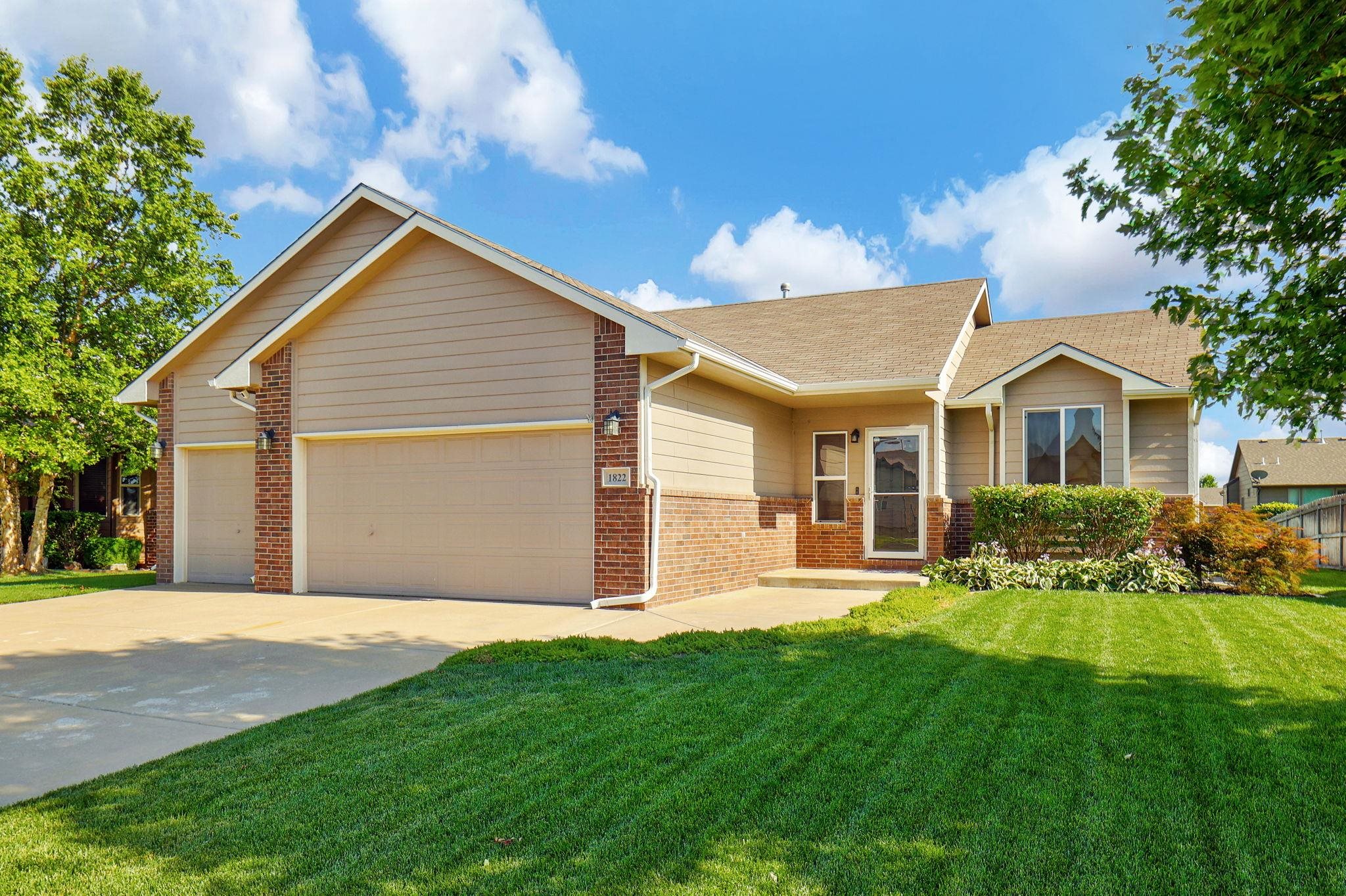 1822 N Kentucky Ct Property Photo 1