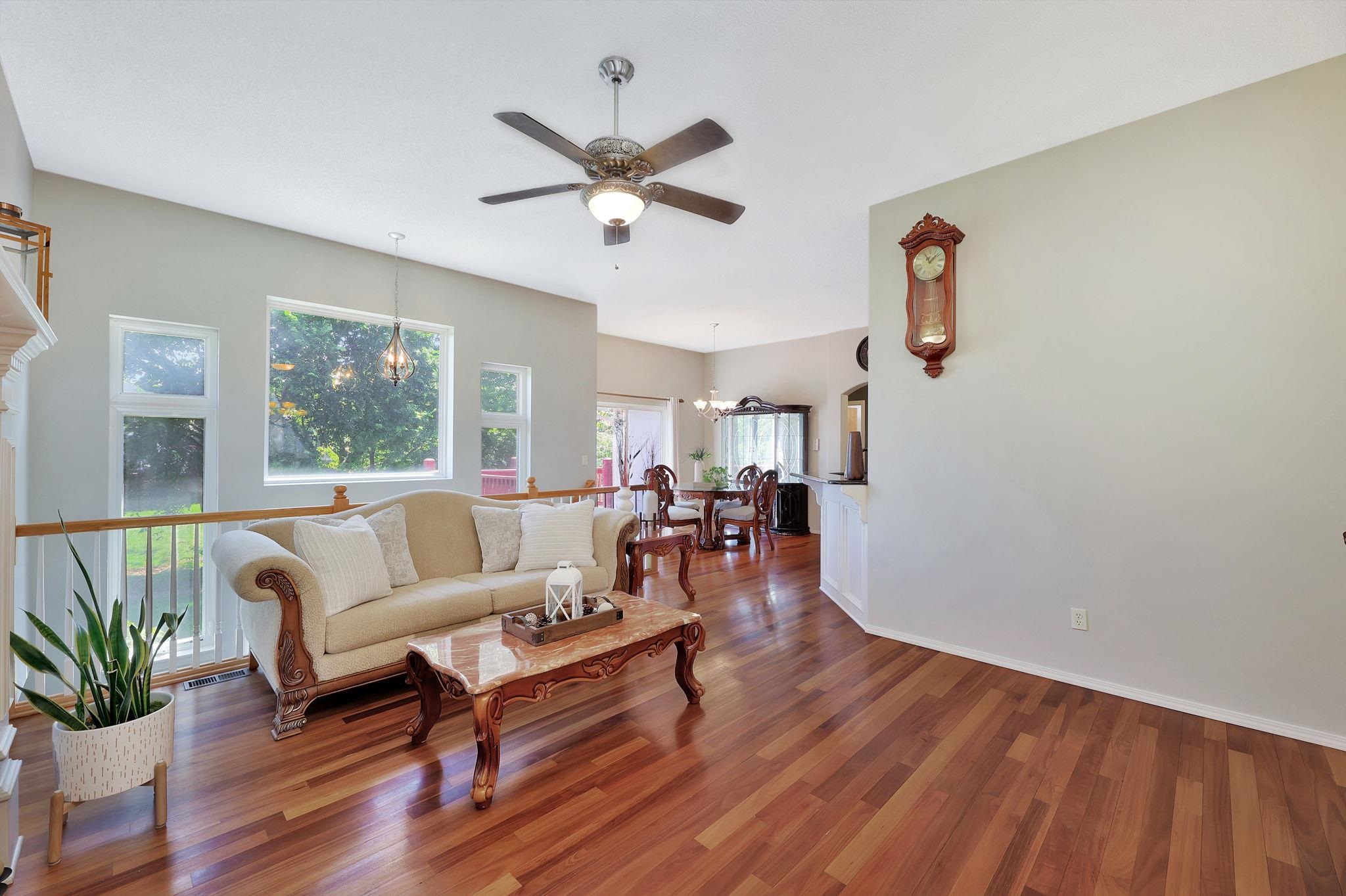 1026 N Bristol St Property Photo 6