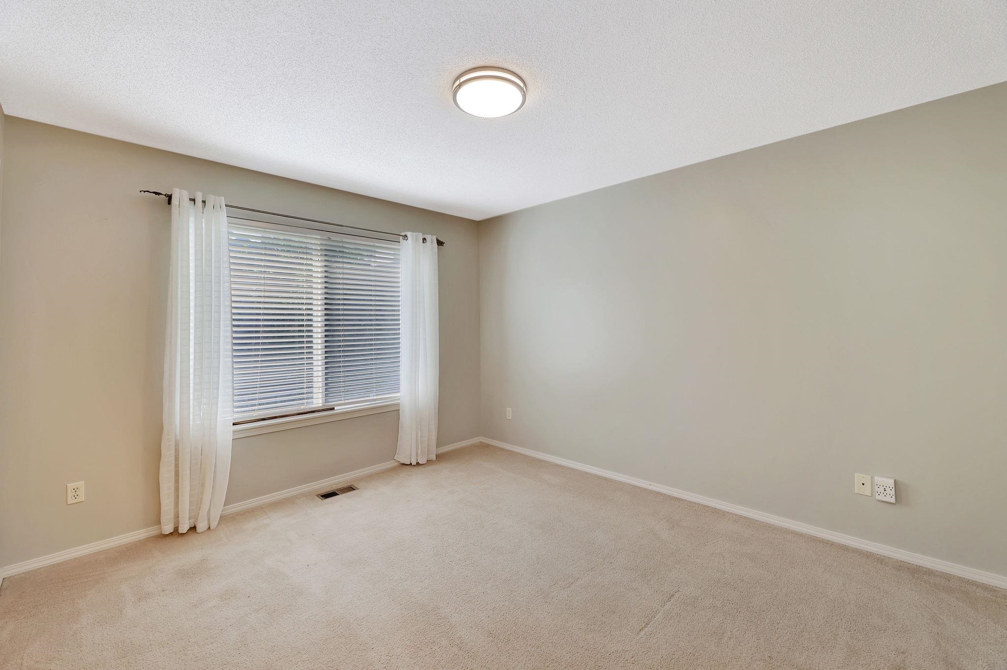 1026 N Bristol St Property Photo 13