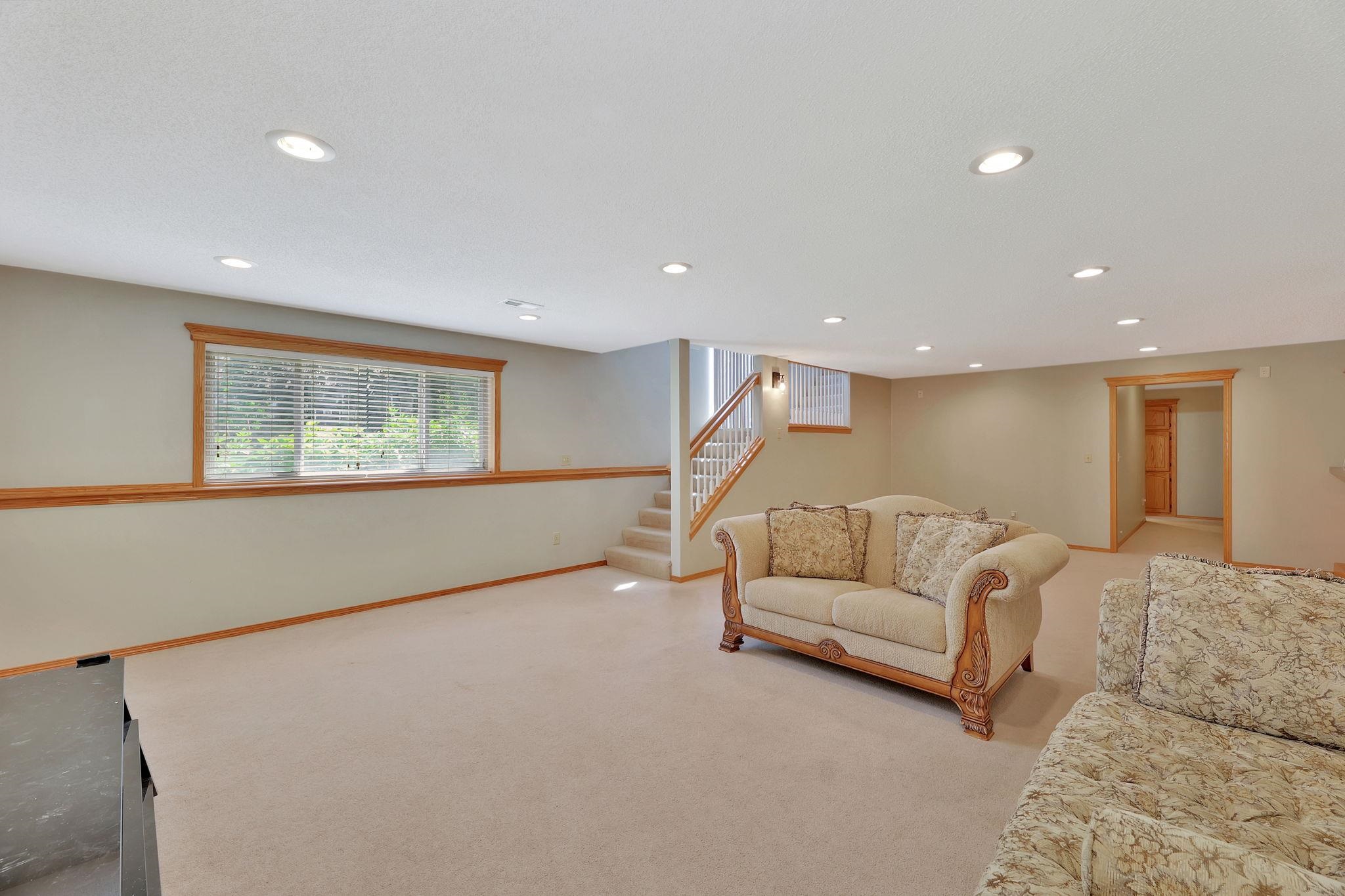 1026 N Bristol St Property Photo 22