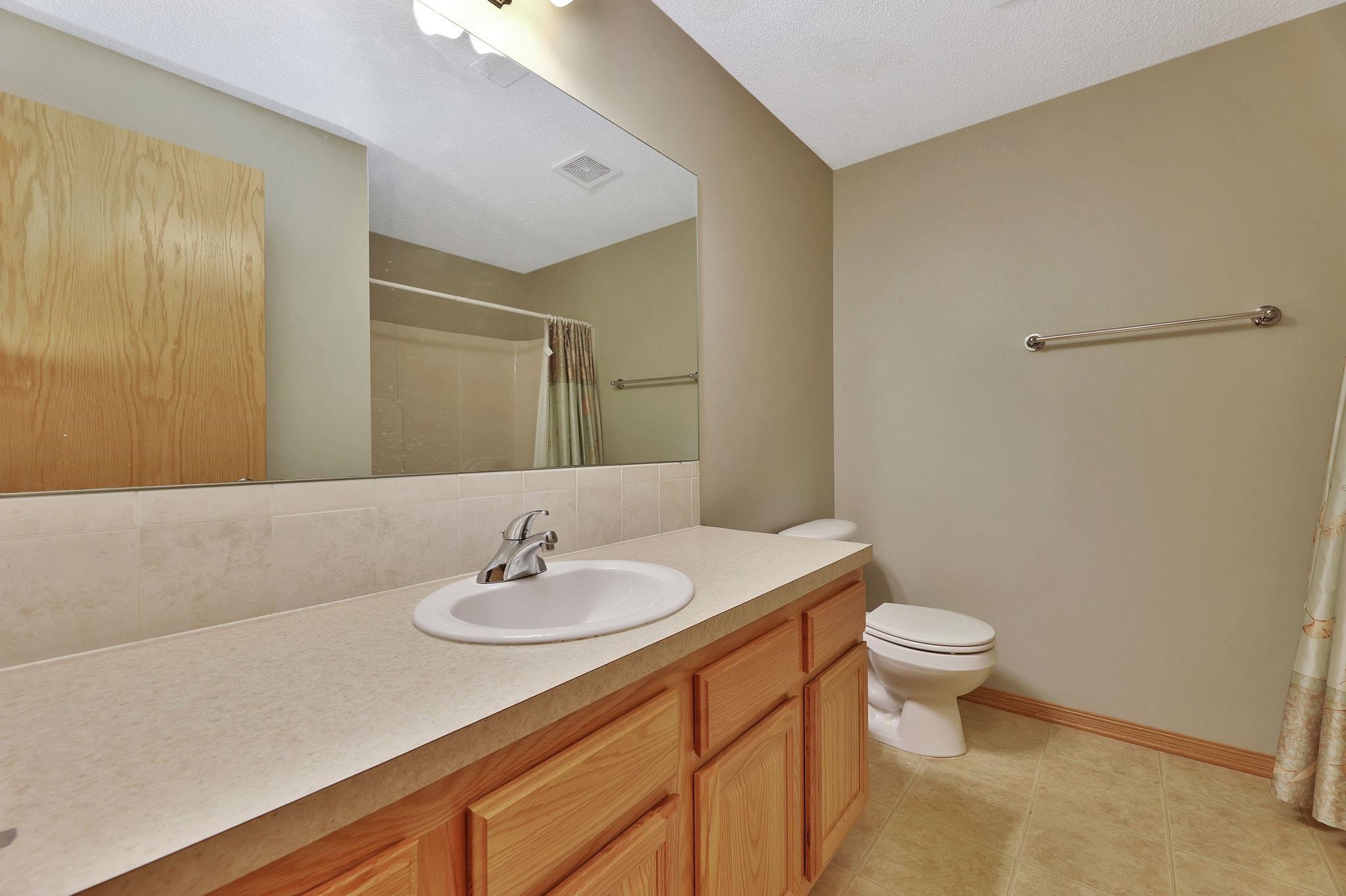 1026 N Bristol St Property Photo 26