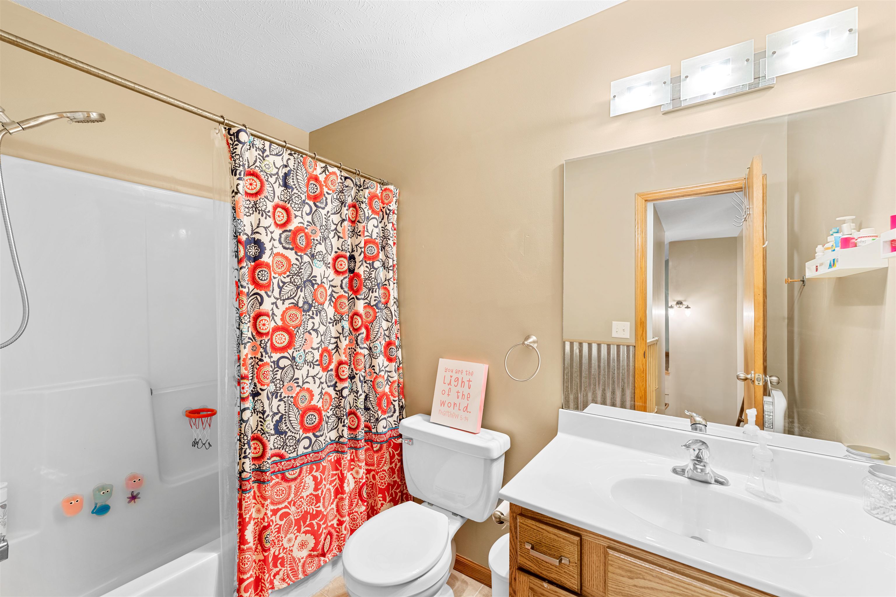 2405 Calcutta Dr Property Photo 19