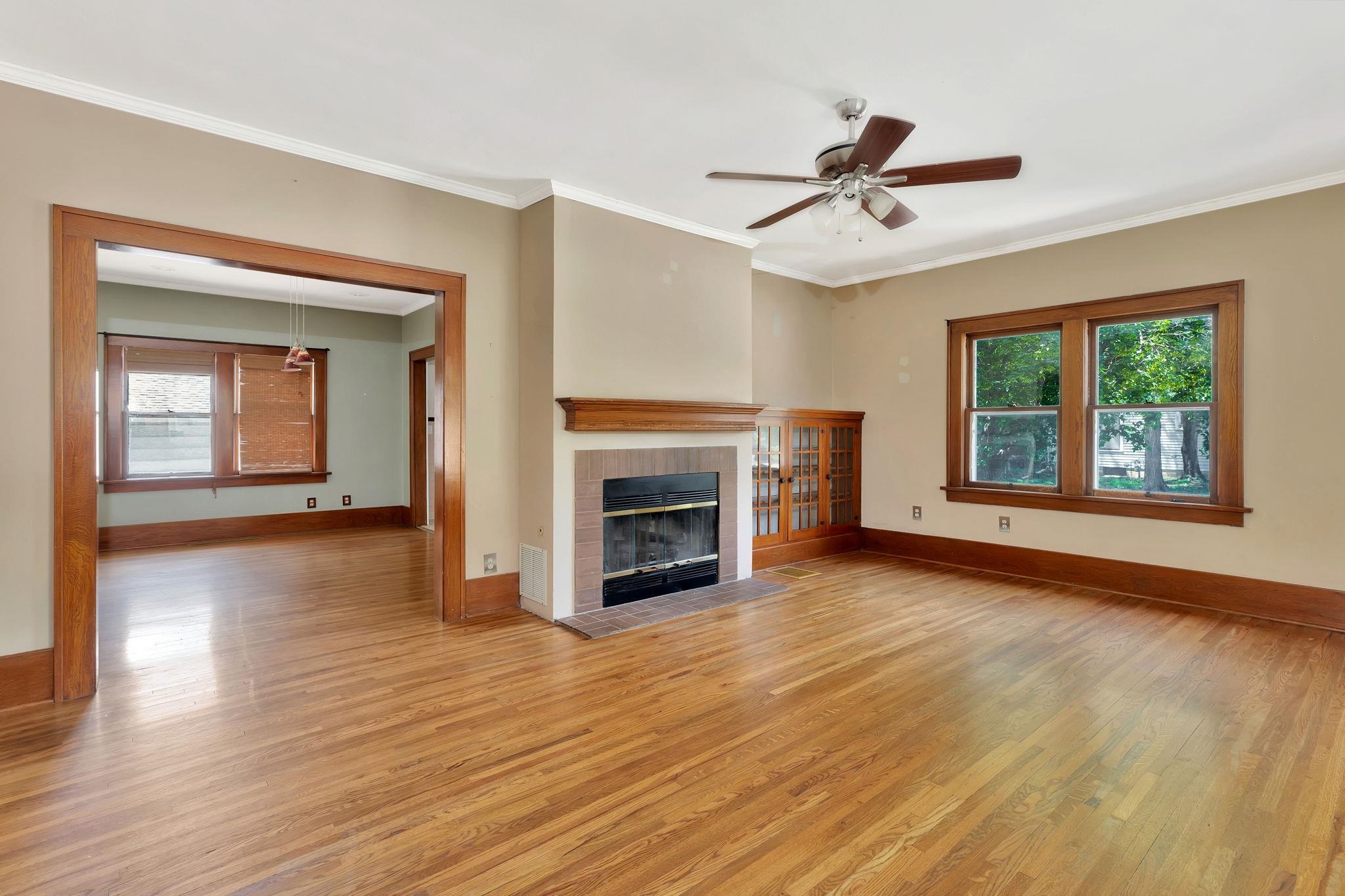 857 N Woodrow Property Photo 4