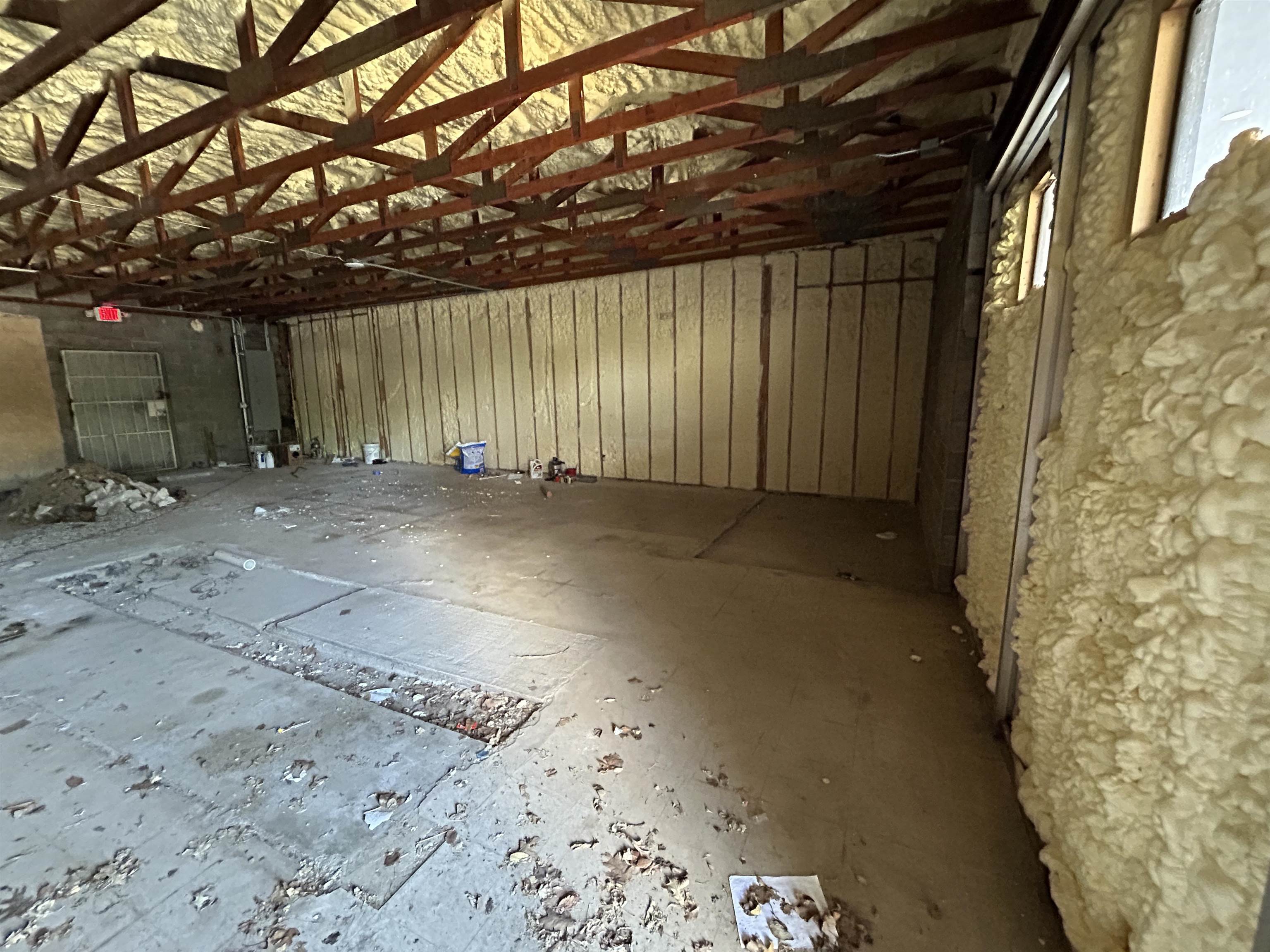 1827 S Broadway Ave Property Photo 8
