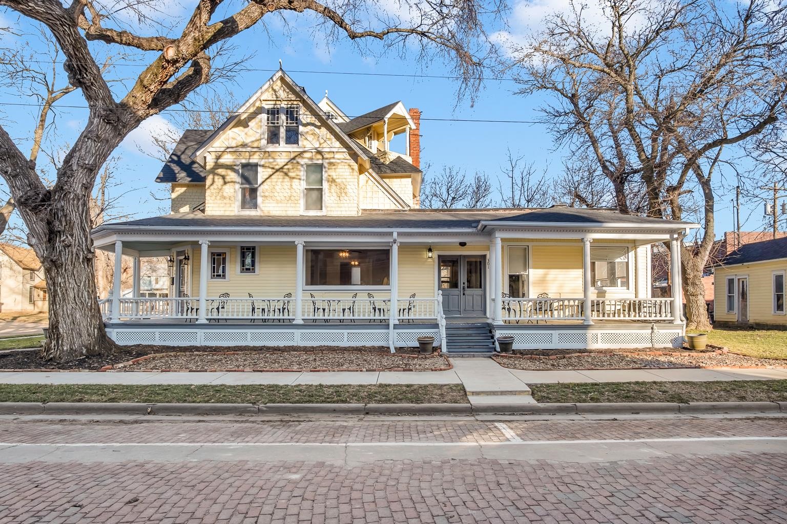 301 E Santa Fe