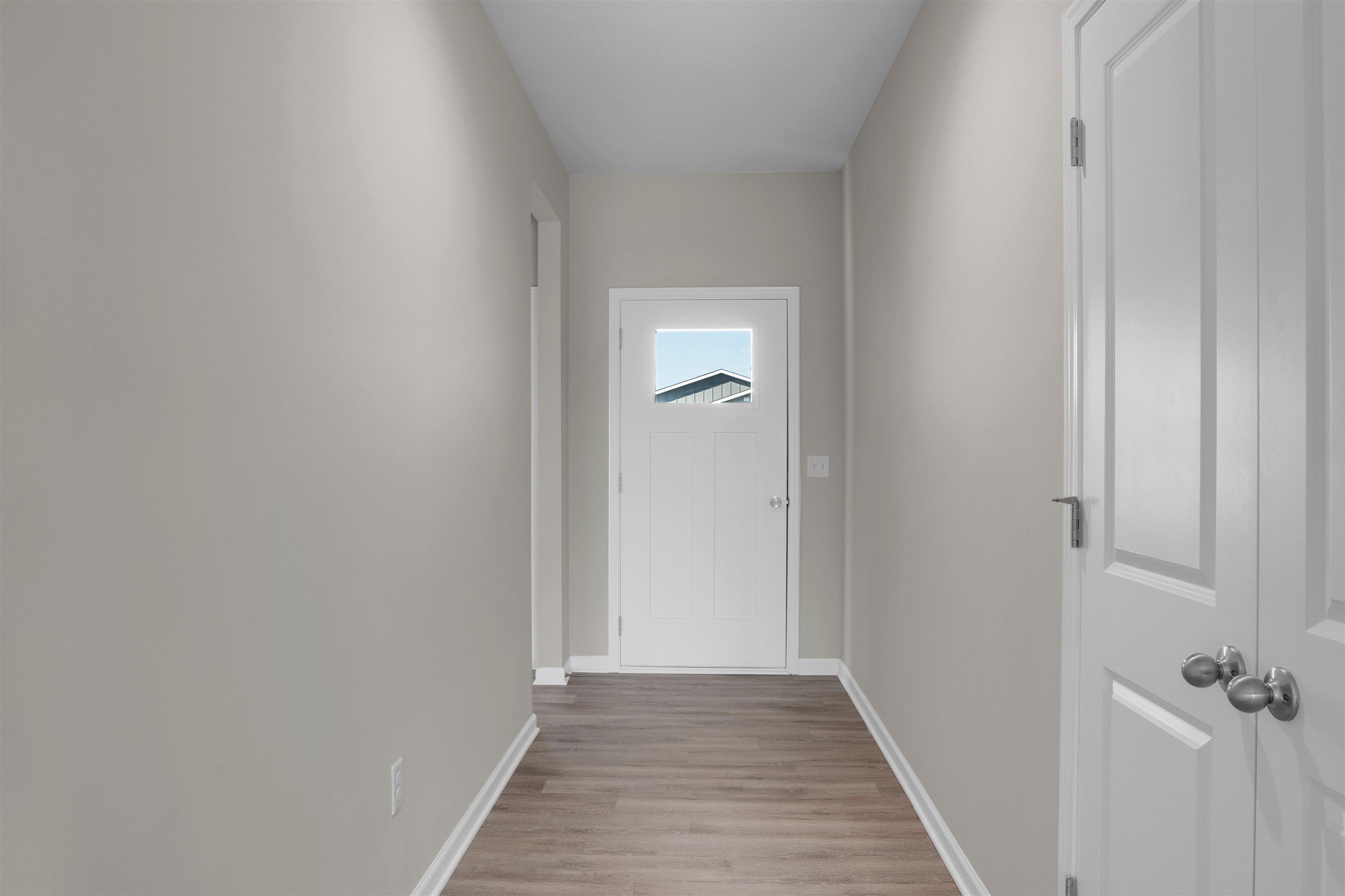 2239 S San Marino Cir Property Photo 2