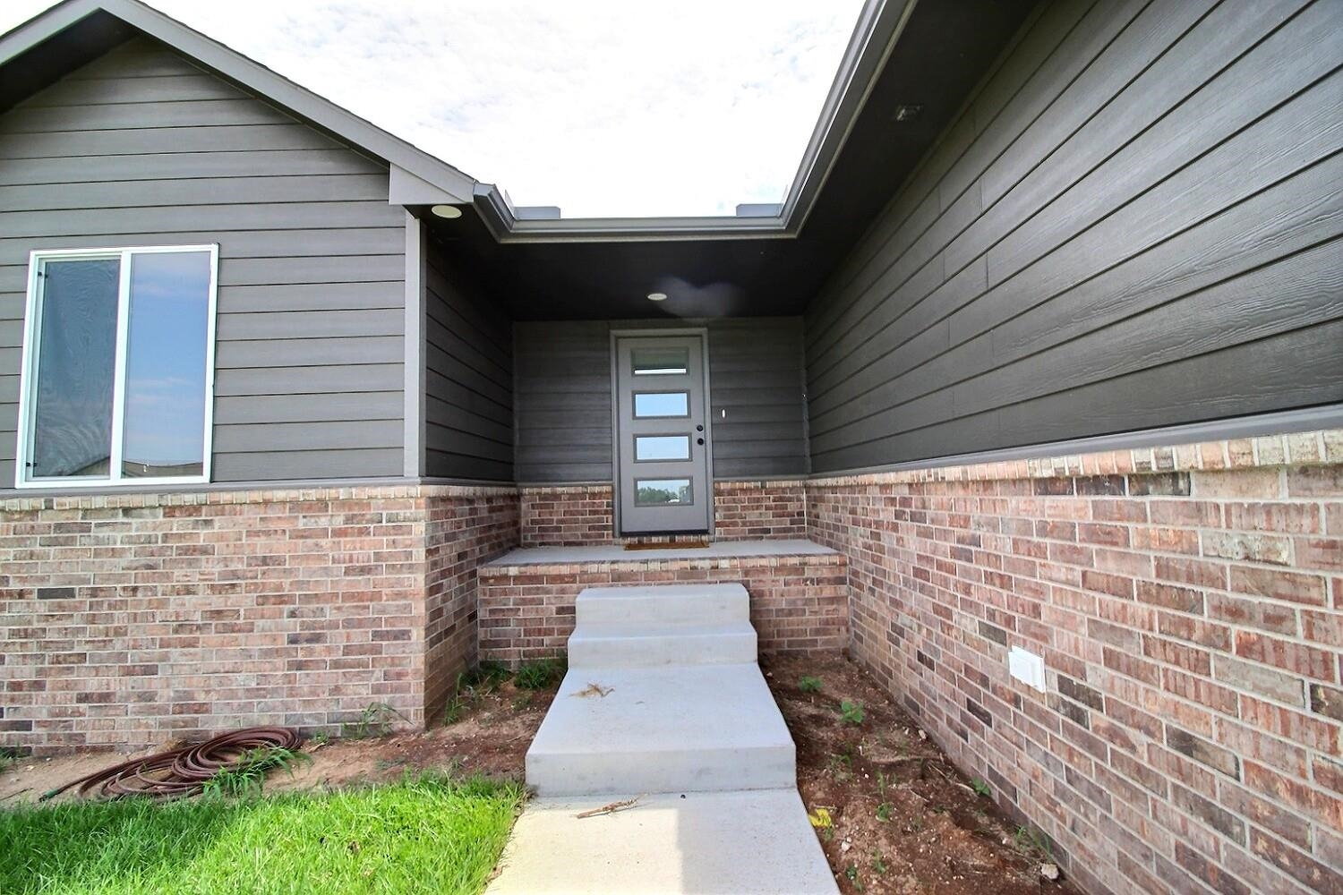 3536 N Forest Park St Property Photo 2