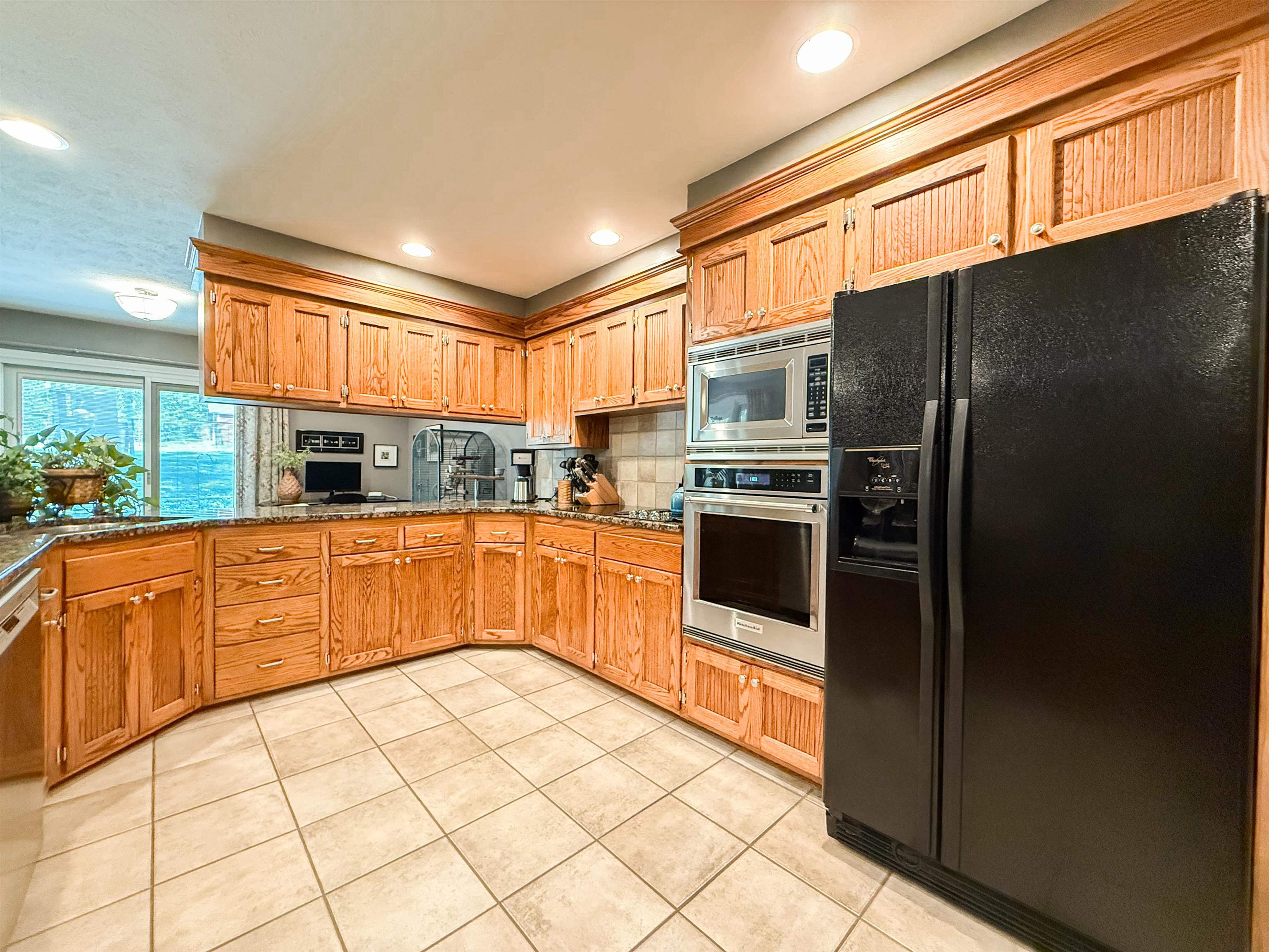 5065 N Old Highway 81 Property Photo 11