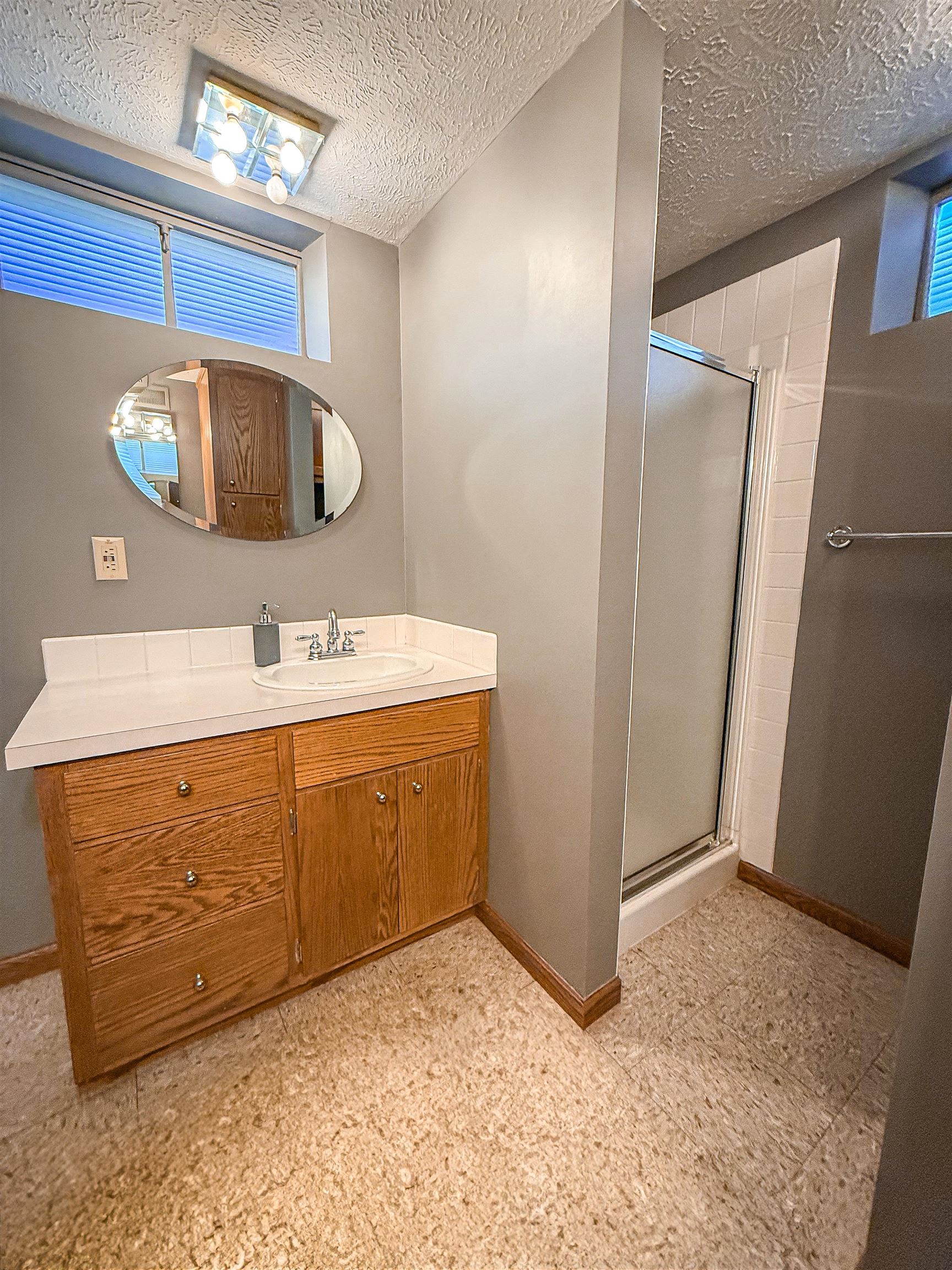 5065 N Old Highway 81 Property Photo 28
