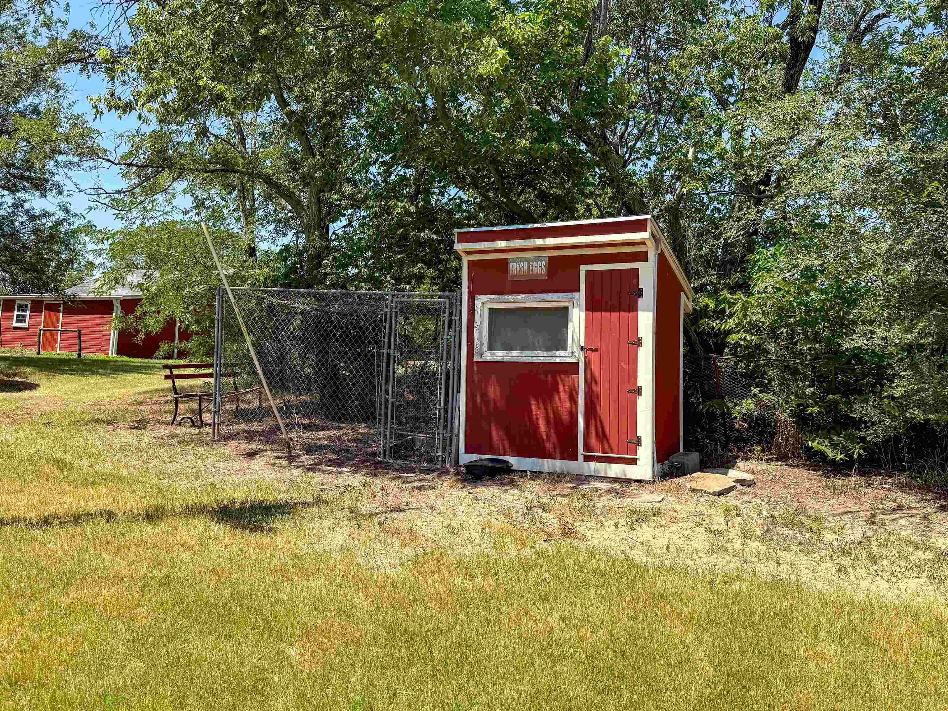 5065 N Old Highway 81 Property Photo 34