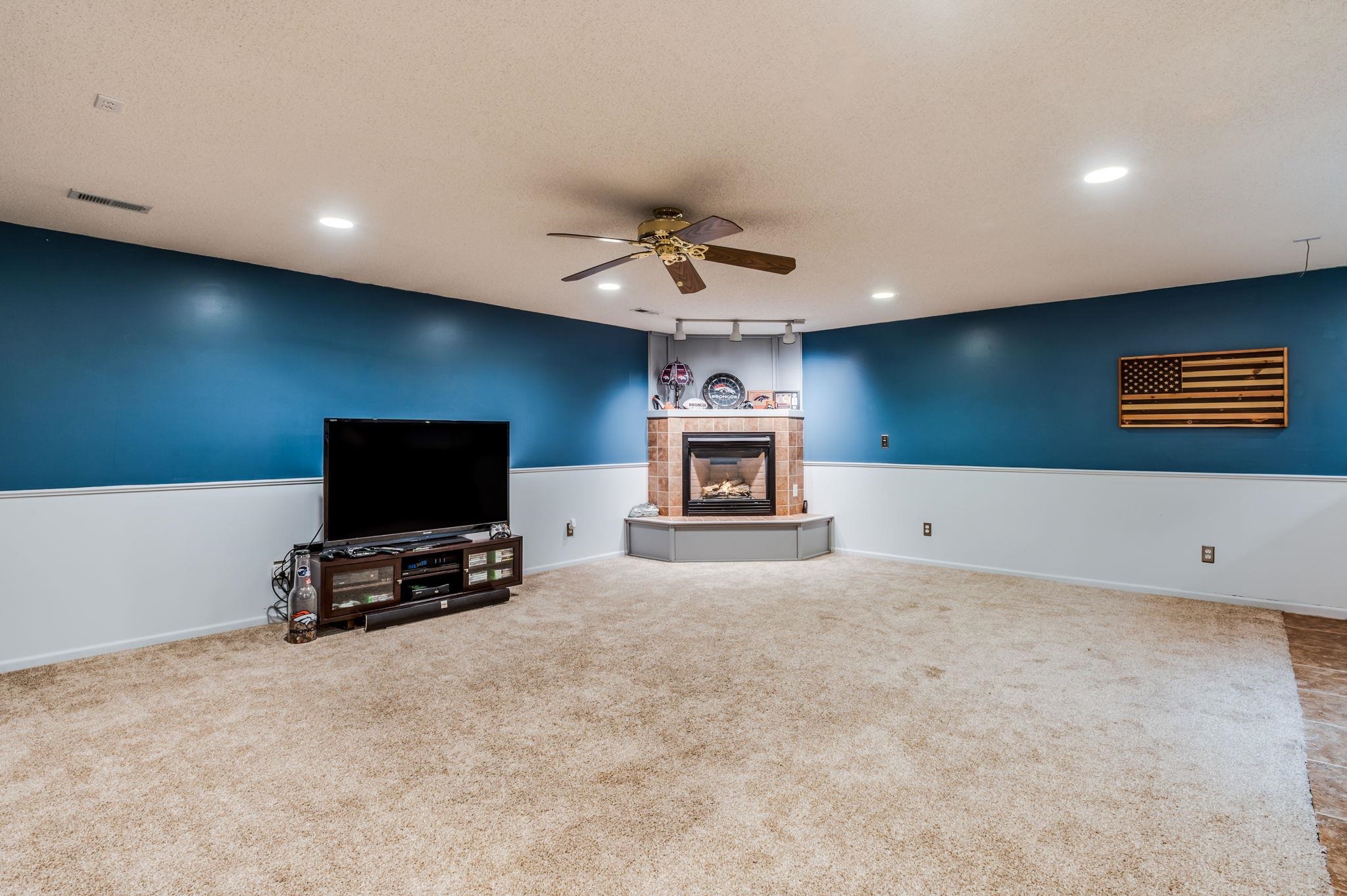 11310 W Carr Ct Property Photo 15