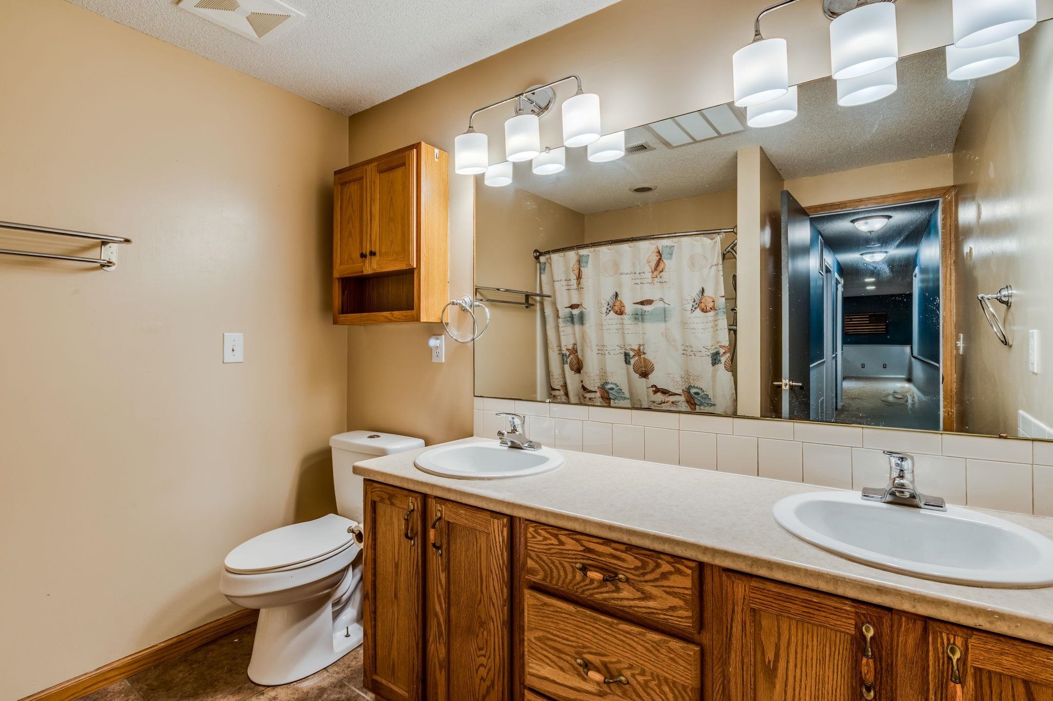 11310 W Carr Ct Property Photo 21