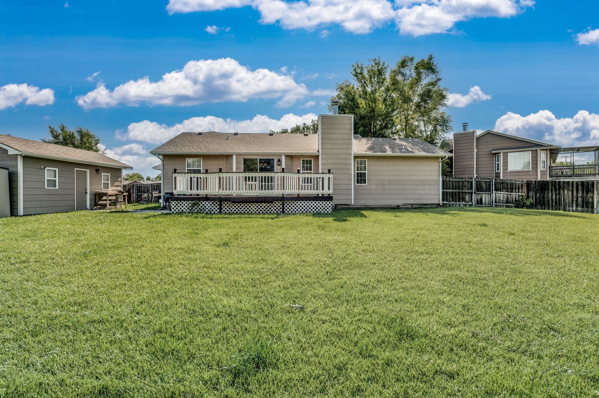 11310 W Carr Ct Property Photo 23