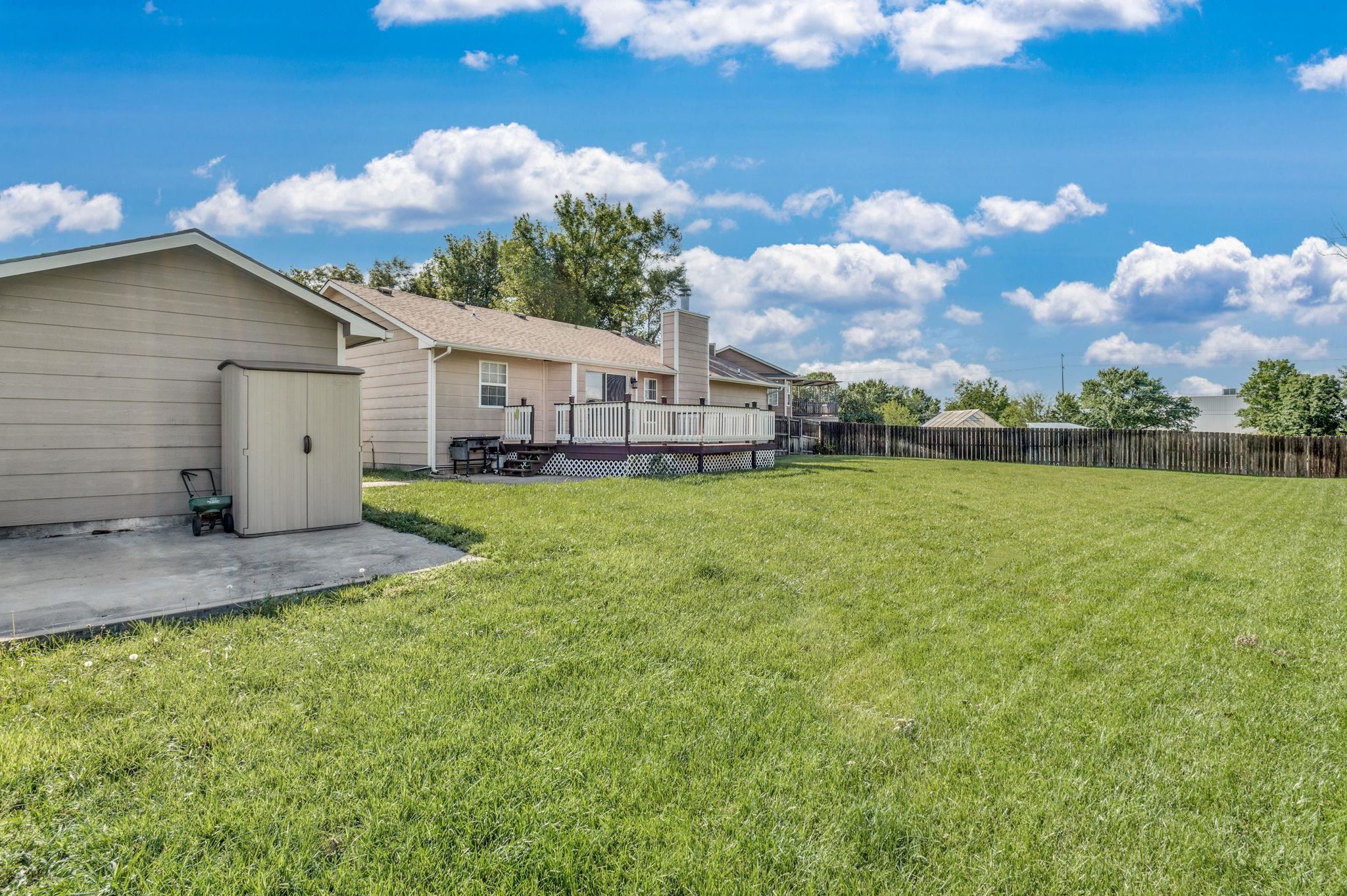 11310 W Carr Ct Property Photo 25