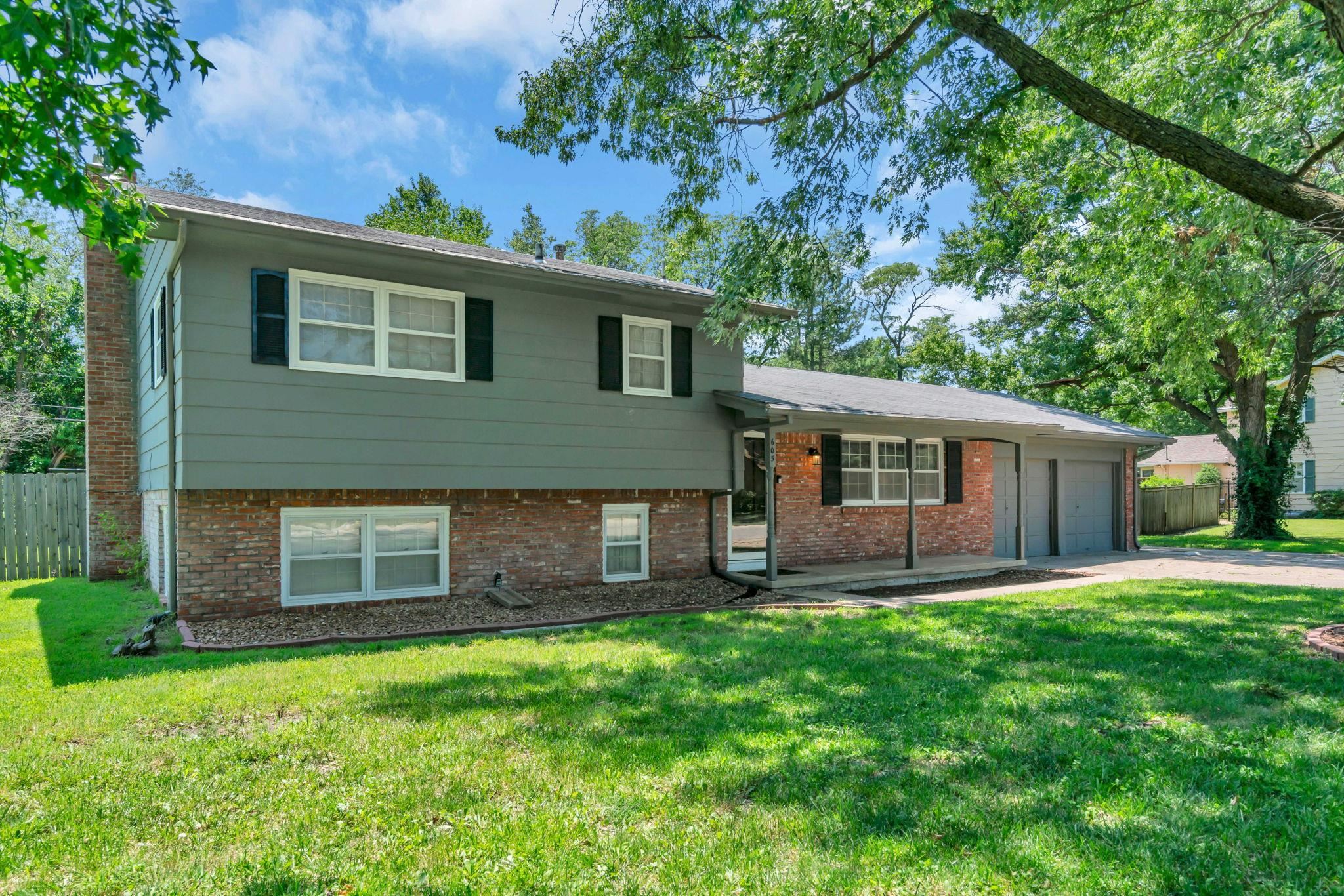 605 Normandy Property Photo 1