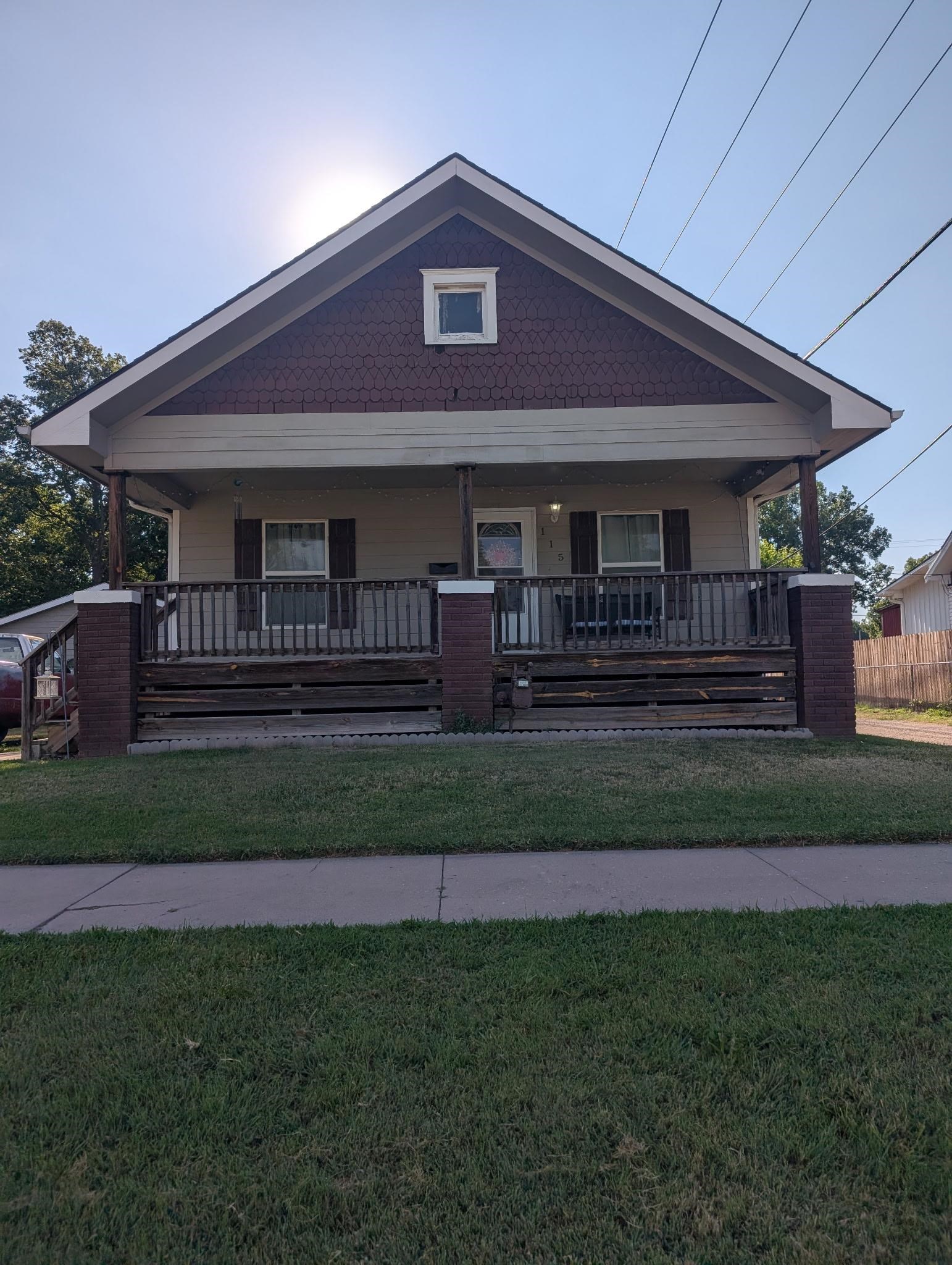 115 S Penn Ave Property Photo 1