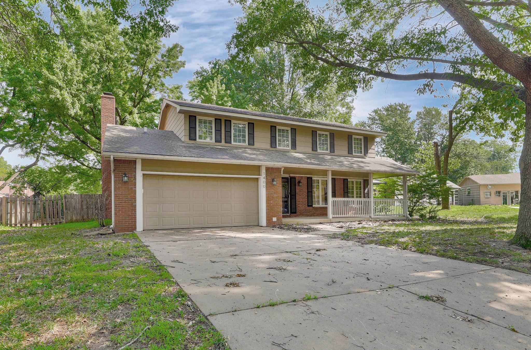 1400 E Evergreen Lane Property Photo 1