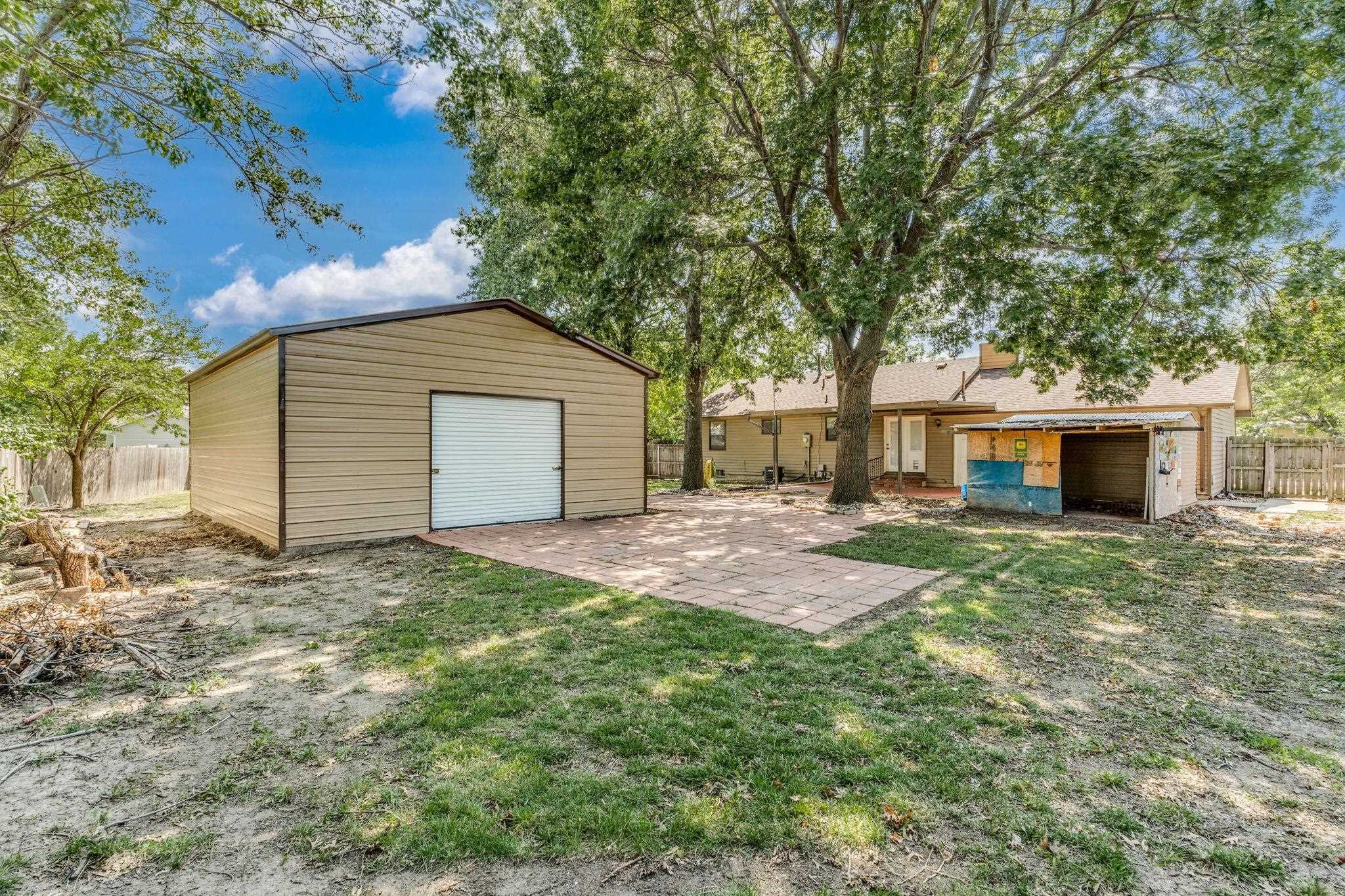1034 S Dalton Dr Property Photo 27